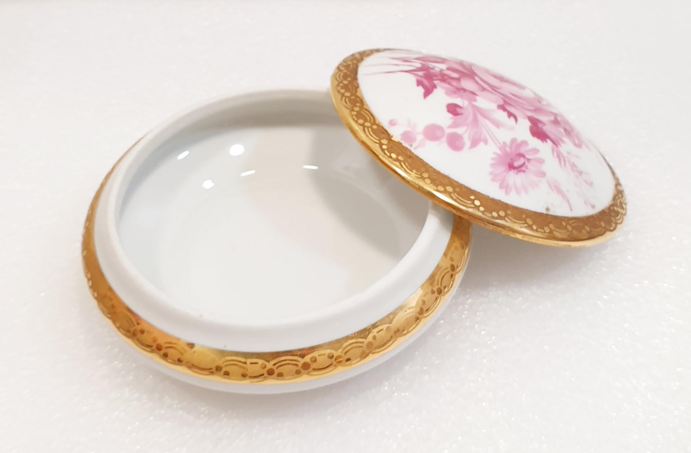 Hand-Painted Porcelain De Limoges France Trinket Box 22k Gold Hand Applied Accents