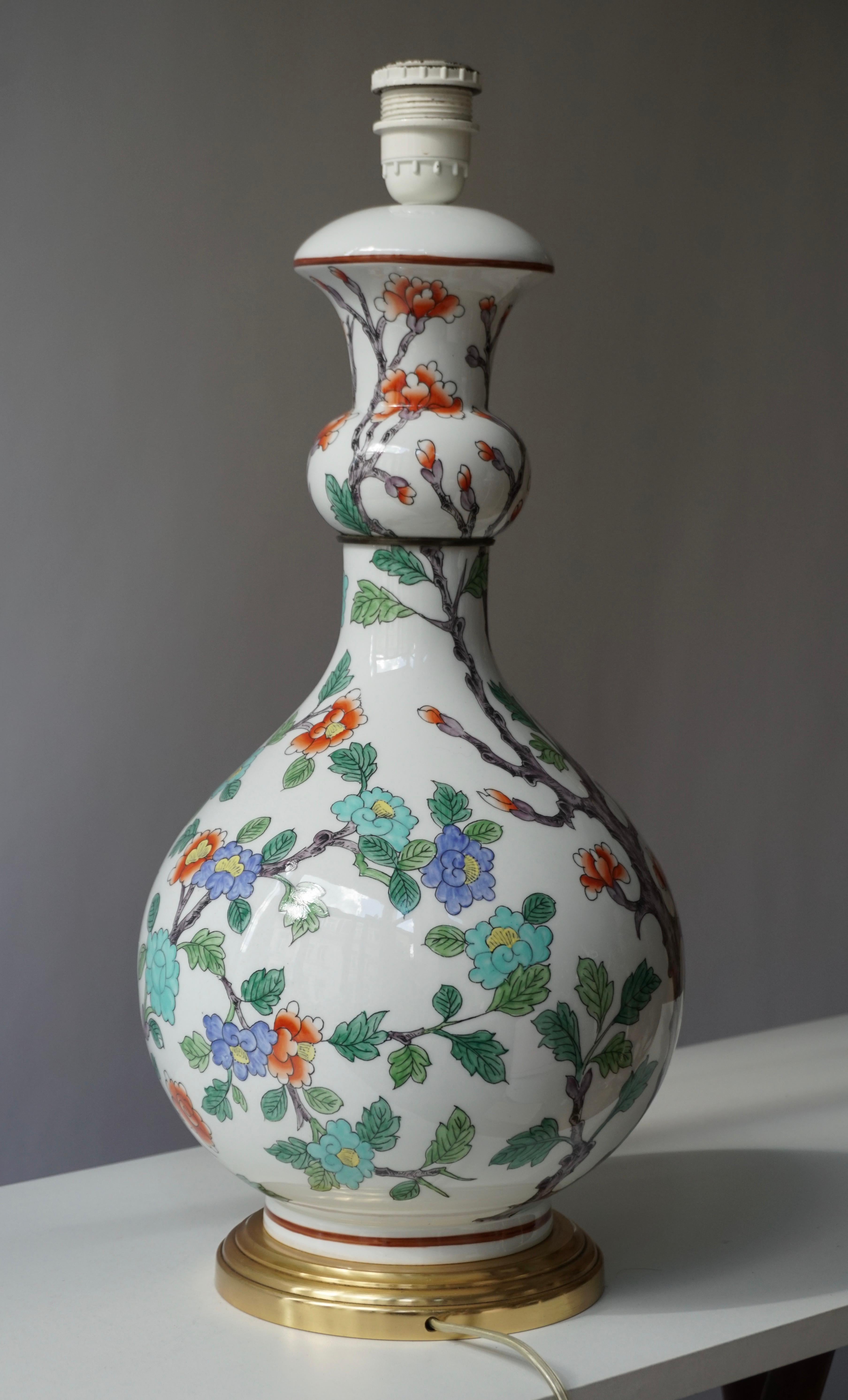 Hollywood Regency Porcelain de Paris Hand Painted Flower Bird Lamp For Sale