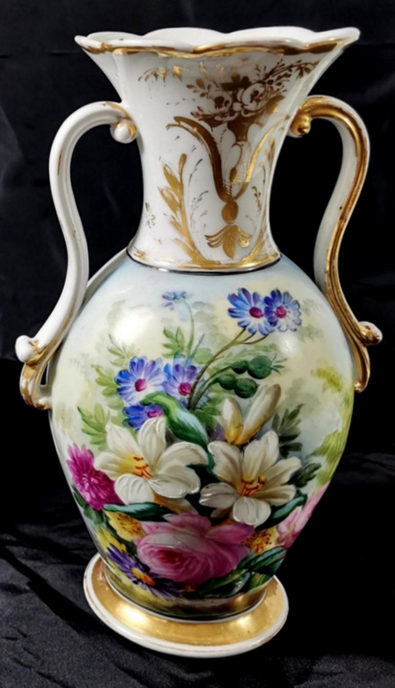 Porcelain De Paris Napoleon III Pair of French Hand Painted Vases For Sale 3