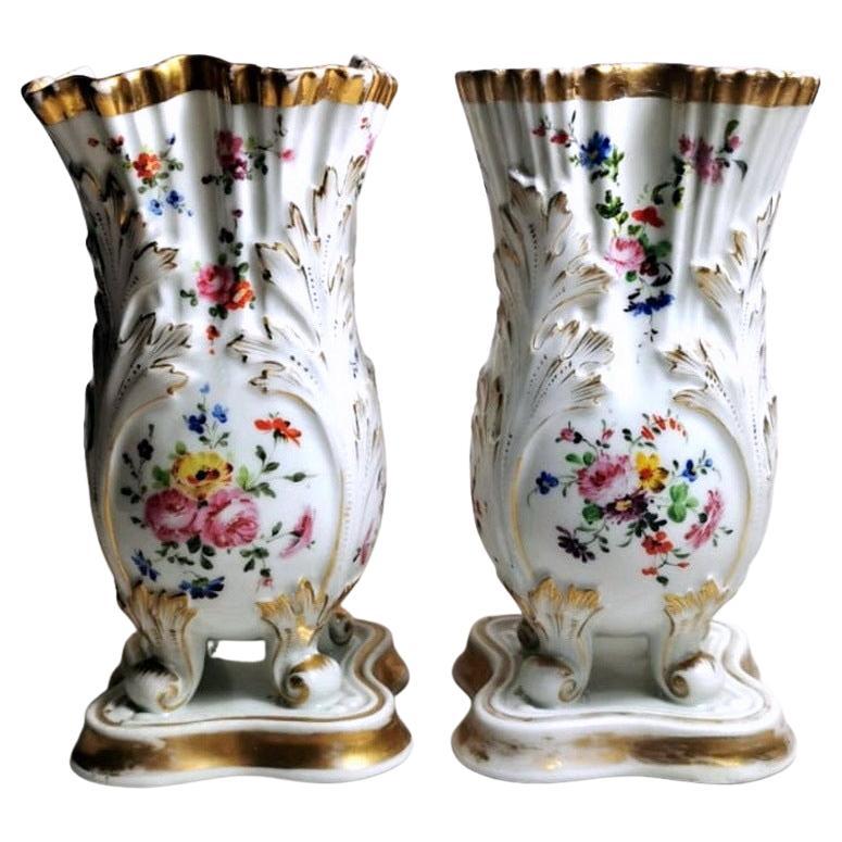 Porcelain De Paris Napoleon III Style Pair of Shaped Vases Hand Decorated For Sale