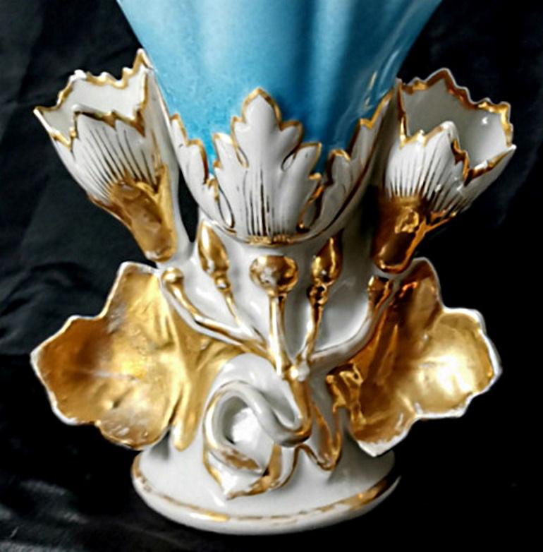 Porcelain de Paris Pair French Wedding Vases for Church For Sale 2