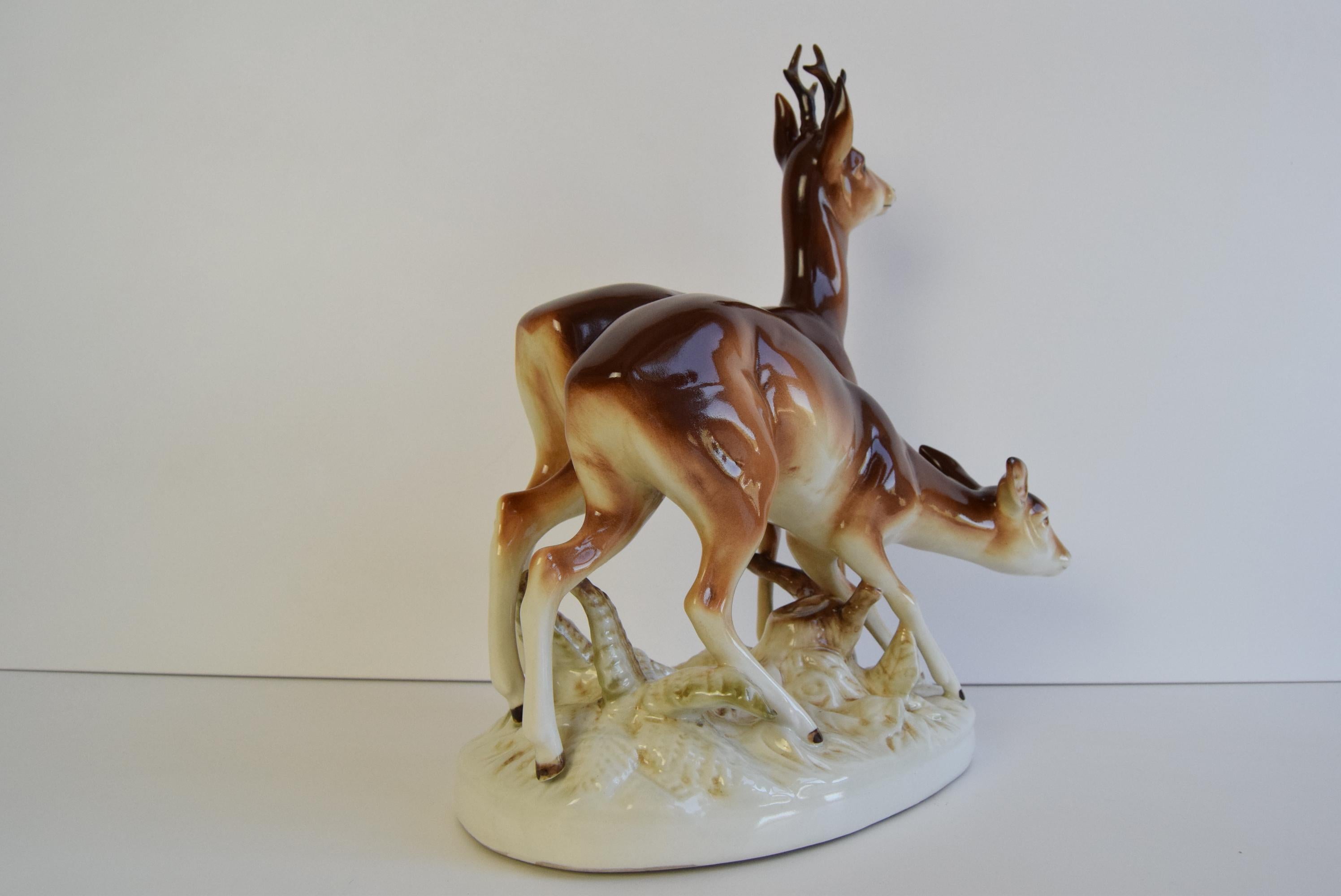 Porcelain Deer and Doe sculpture by Royal Dux, circa 1950's.  For Sale 3