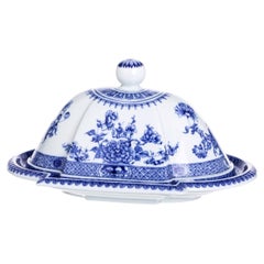Porzellan – Servierplatte mit gewölbtem Deckel – Vista Alegre Mottahedeh