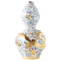 Doppelkürbis-Vase aus Porzellan mit goldenem Drachen
