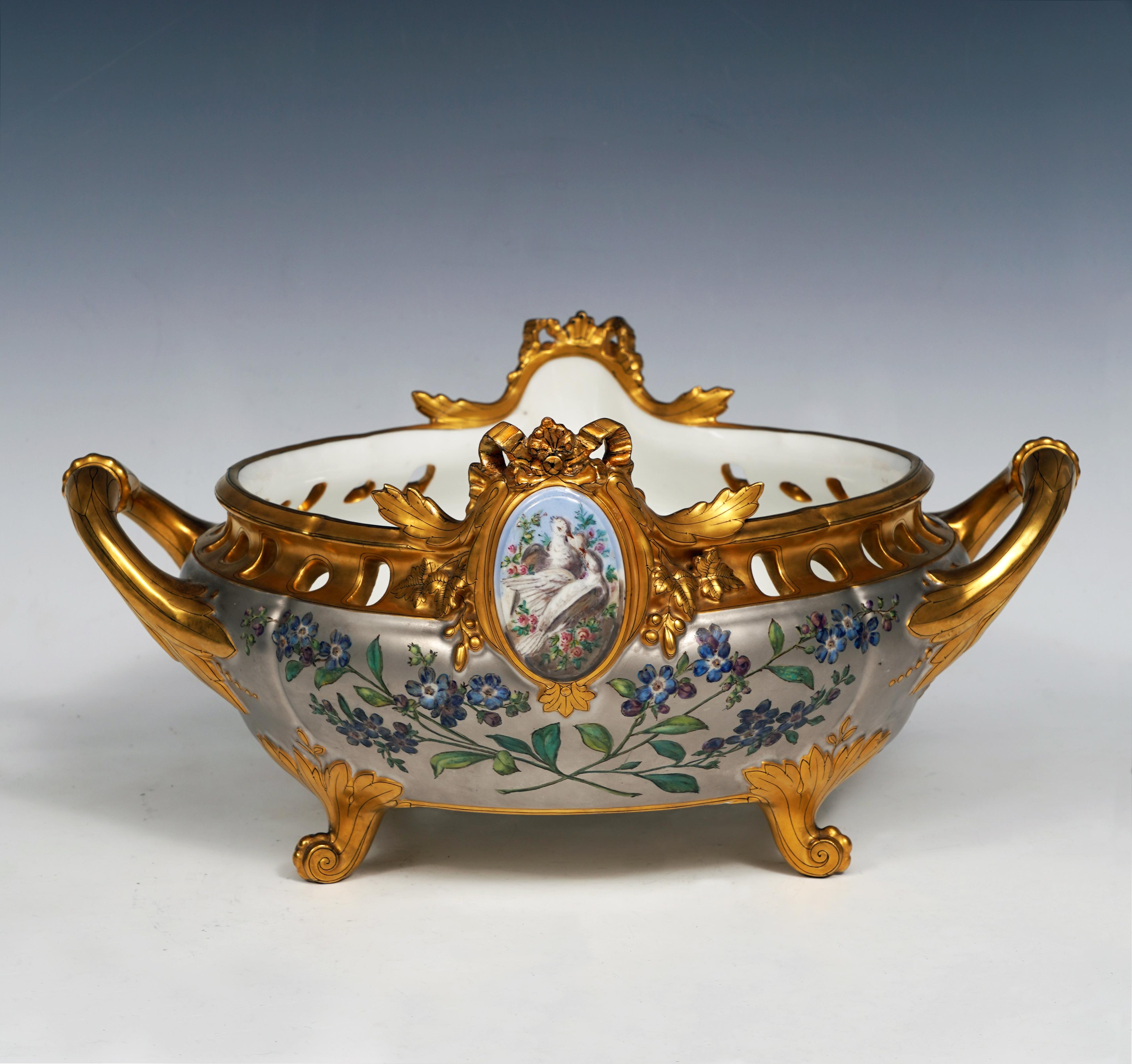 Napoléon III Jardinière en porcelaine 