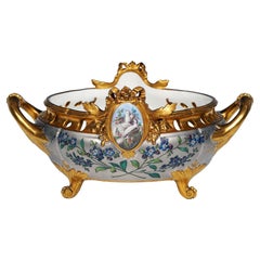 Porcelain "Dove" Planter by L'Escalier de Cristal, France, circa 1880