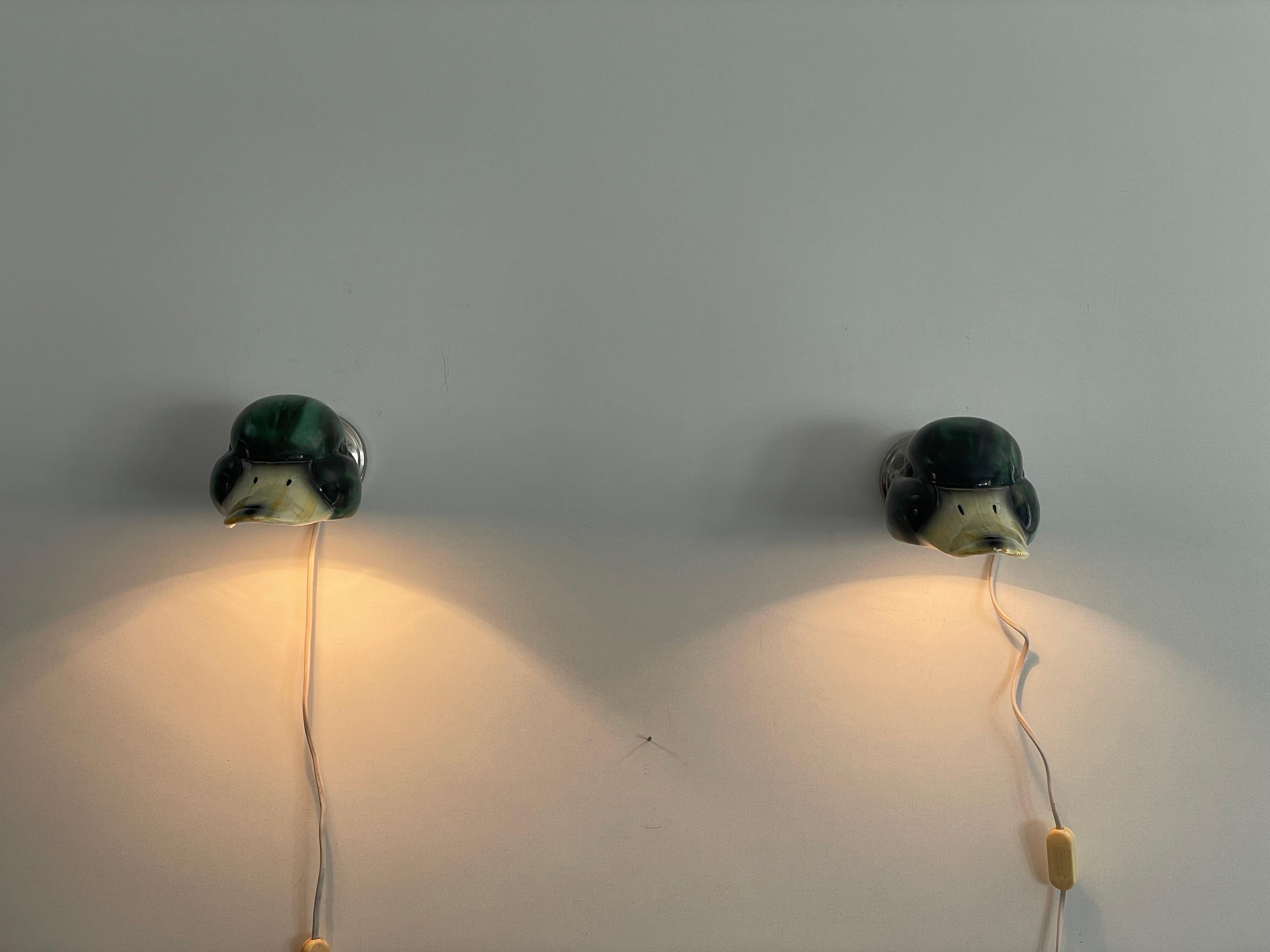 Coppia di lampade con paralume di anatra in porcellana della Gamla Stan's Lamp Factory, anni '70, Svezia in vendita 5
