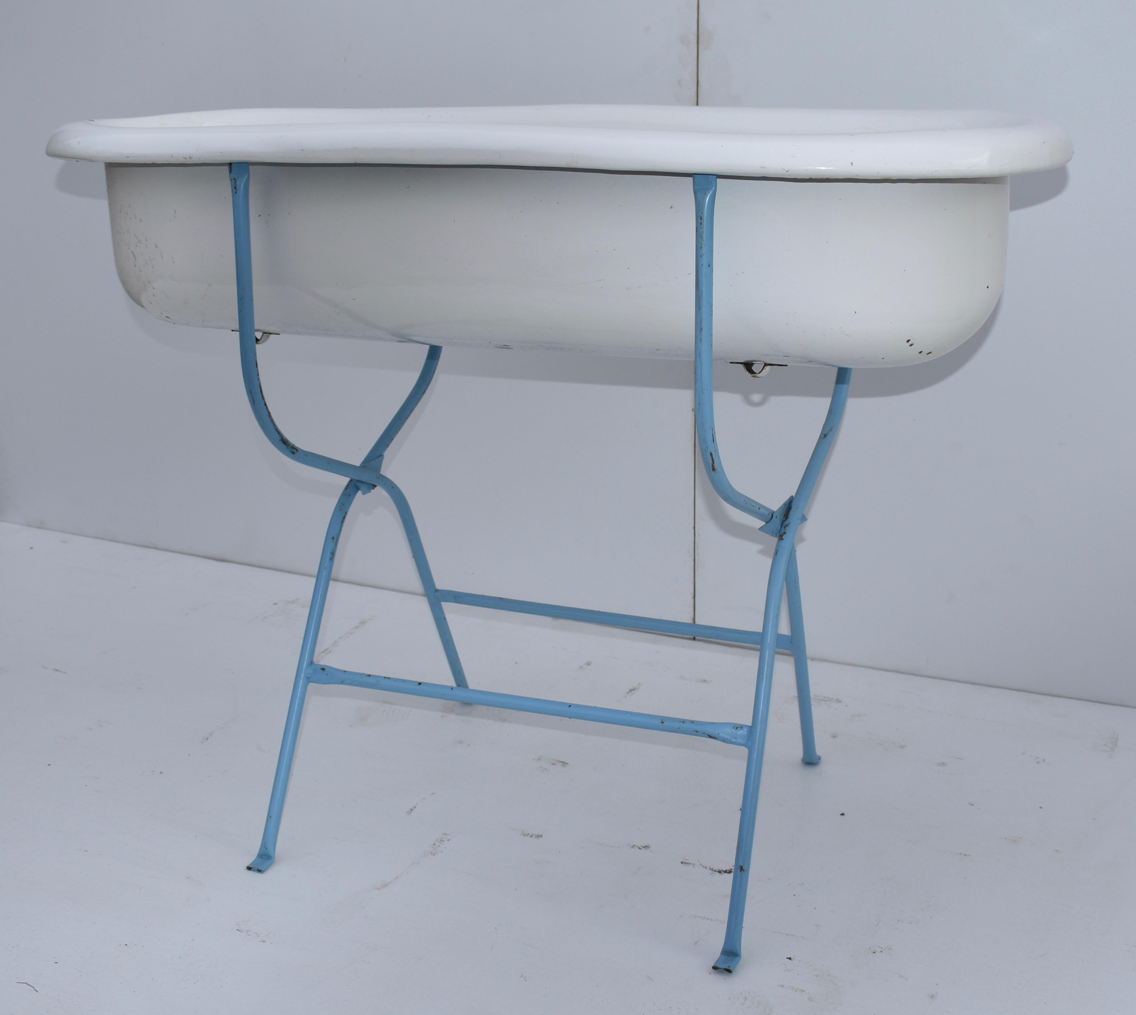 Hungarian Porcelain Enamel Baby Bath on Stand
