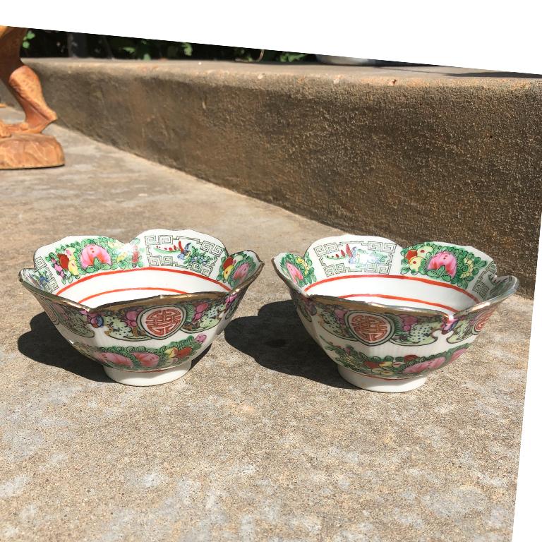 Porcelain Famille Rose Pink Green Gold Lotus Shape Bowls A Pair of Qing Dynasty 4