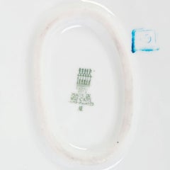 Statuetta in porcellana "Greyhound", Ungheria, realizzata da Zsolnay Porcelánmanufaktúra Zrt, anni '20