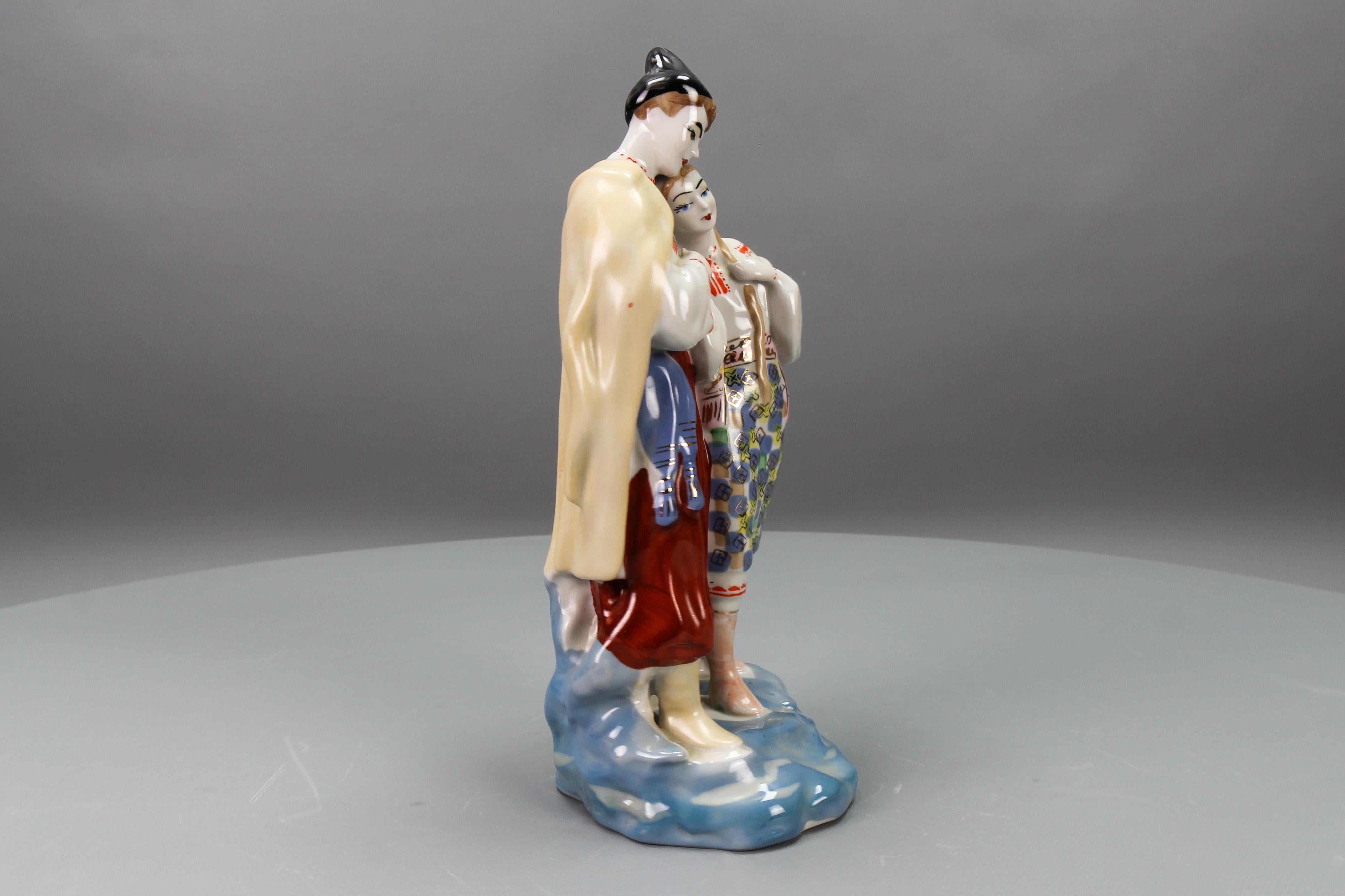 Porzellanfigur Mai-Nachtstatue eines liebenden Paares, Ukraine, 1970er Jahre im Zustand „Gut“ im Angebot in Barntrup, DE