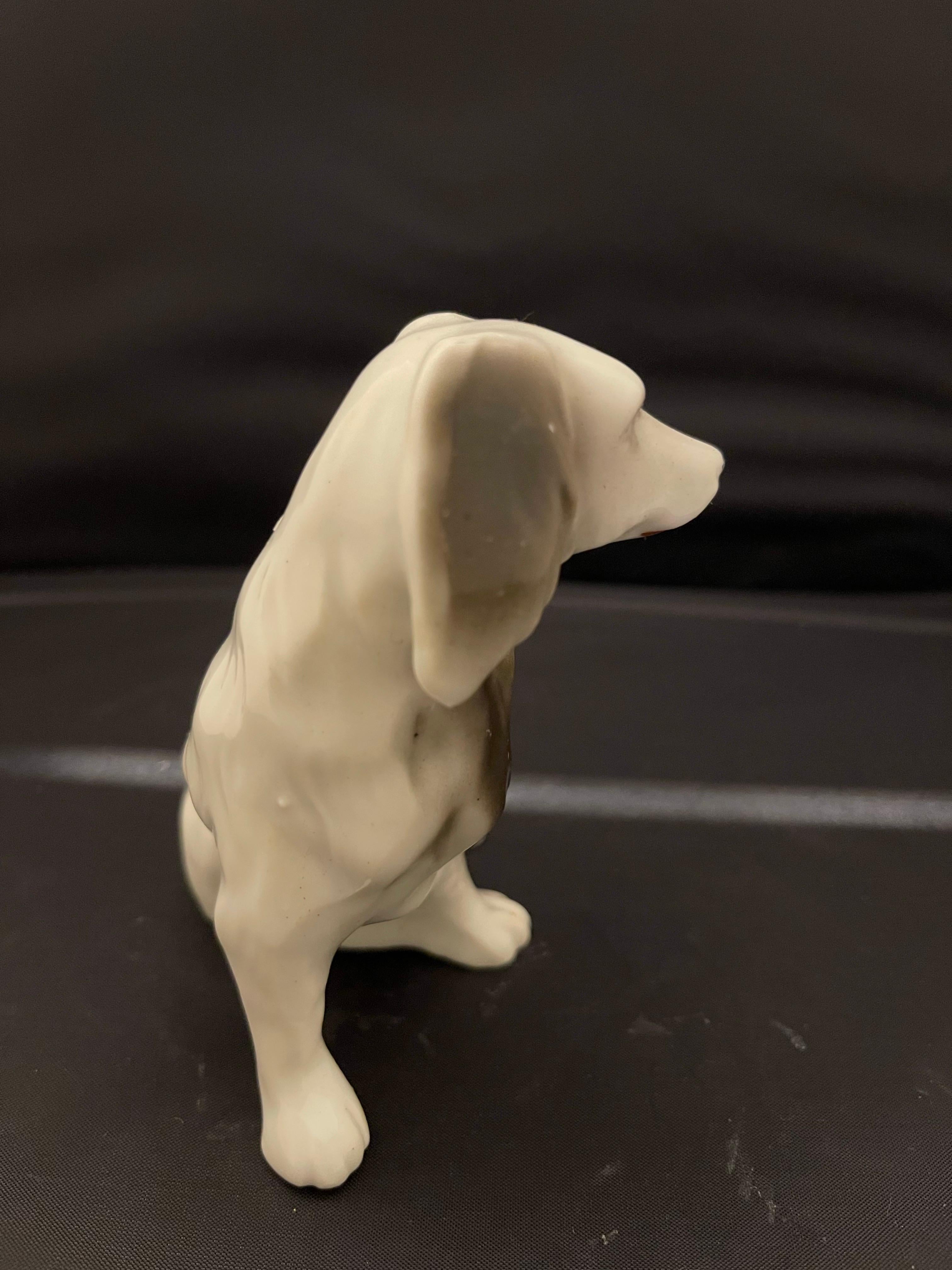 20ième siècle Figure d'un chien, 20e siècle en vente