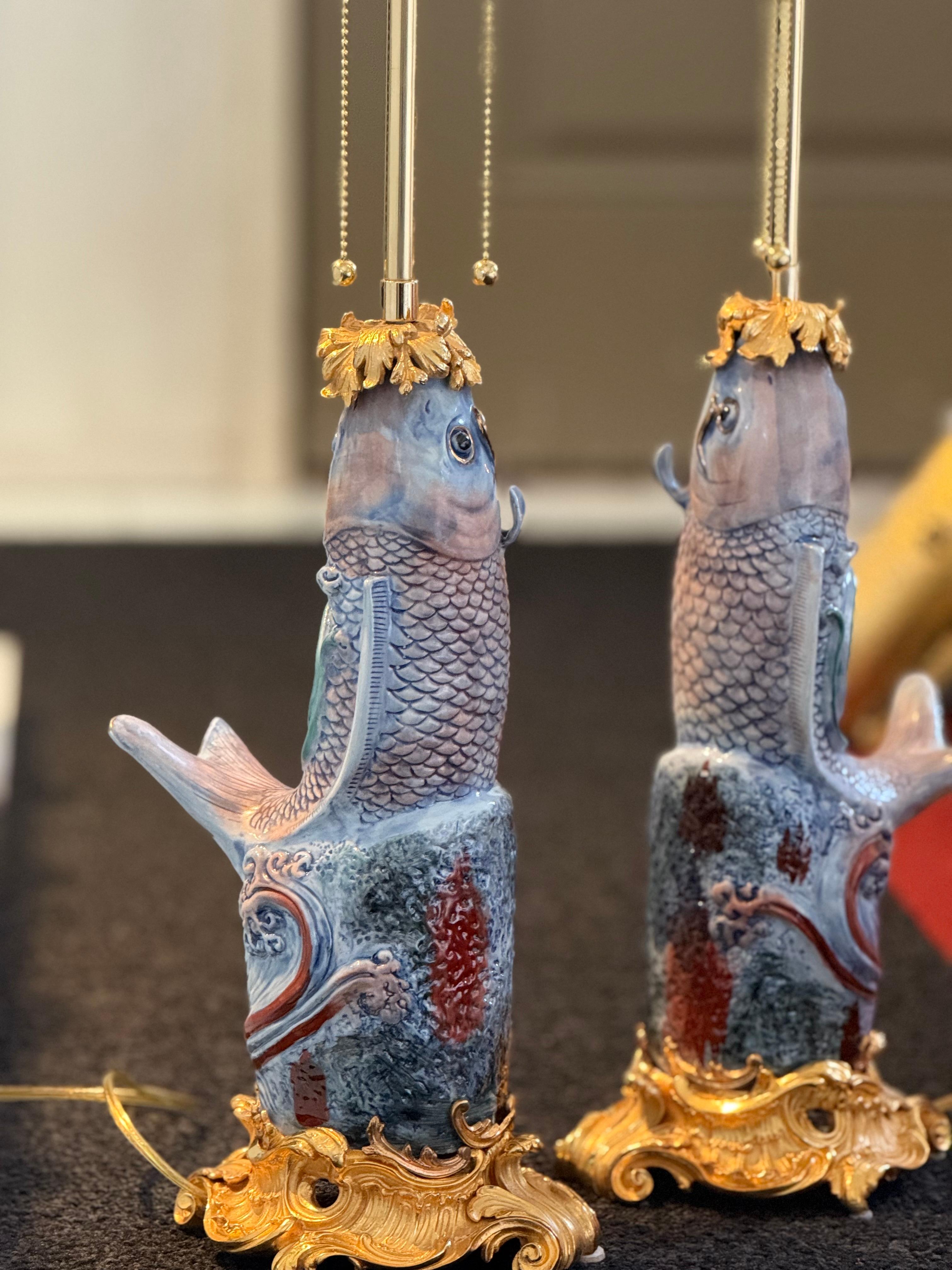 Lámparas de porcelana con forma de pez Siglo XXI y contemporáneo en venta