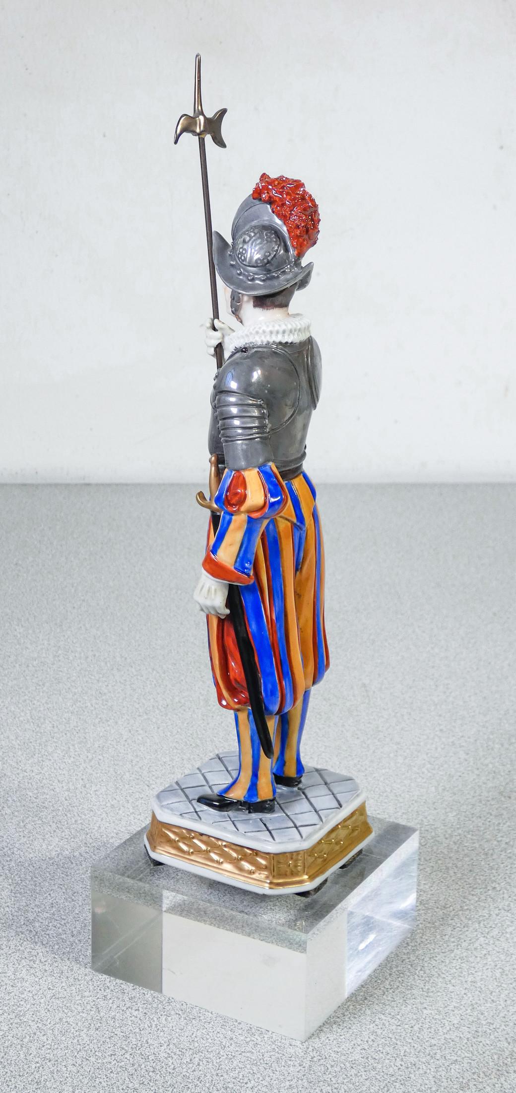 Porcelain Figurine Aelteste Volkstedt, Pontifical Swiss Guard, Early 20th C 1