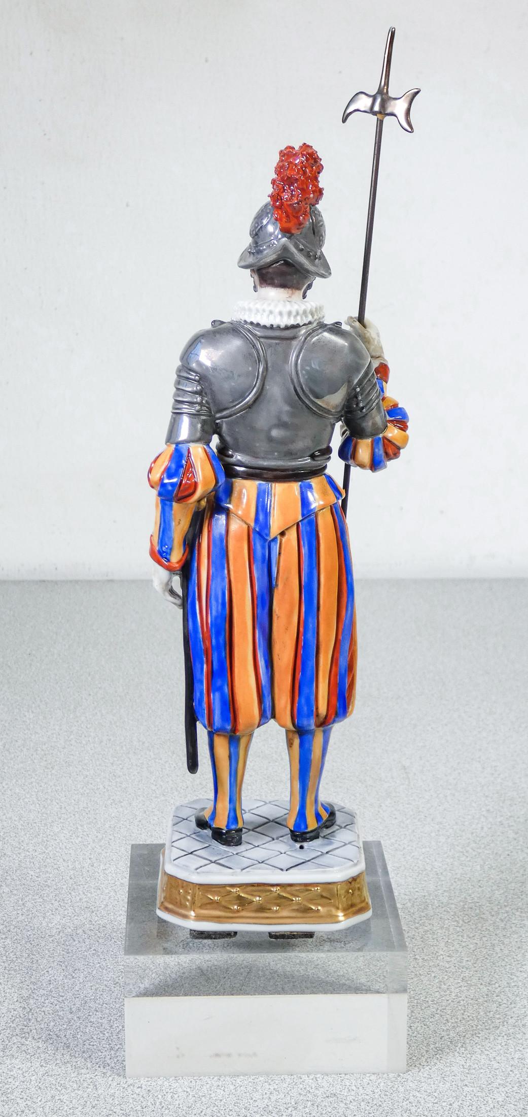 Porcelain Figurine Aelteste Volkstedt, Pontifical Swiss Guard, Early 20th C 2