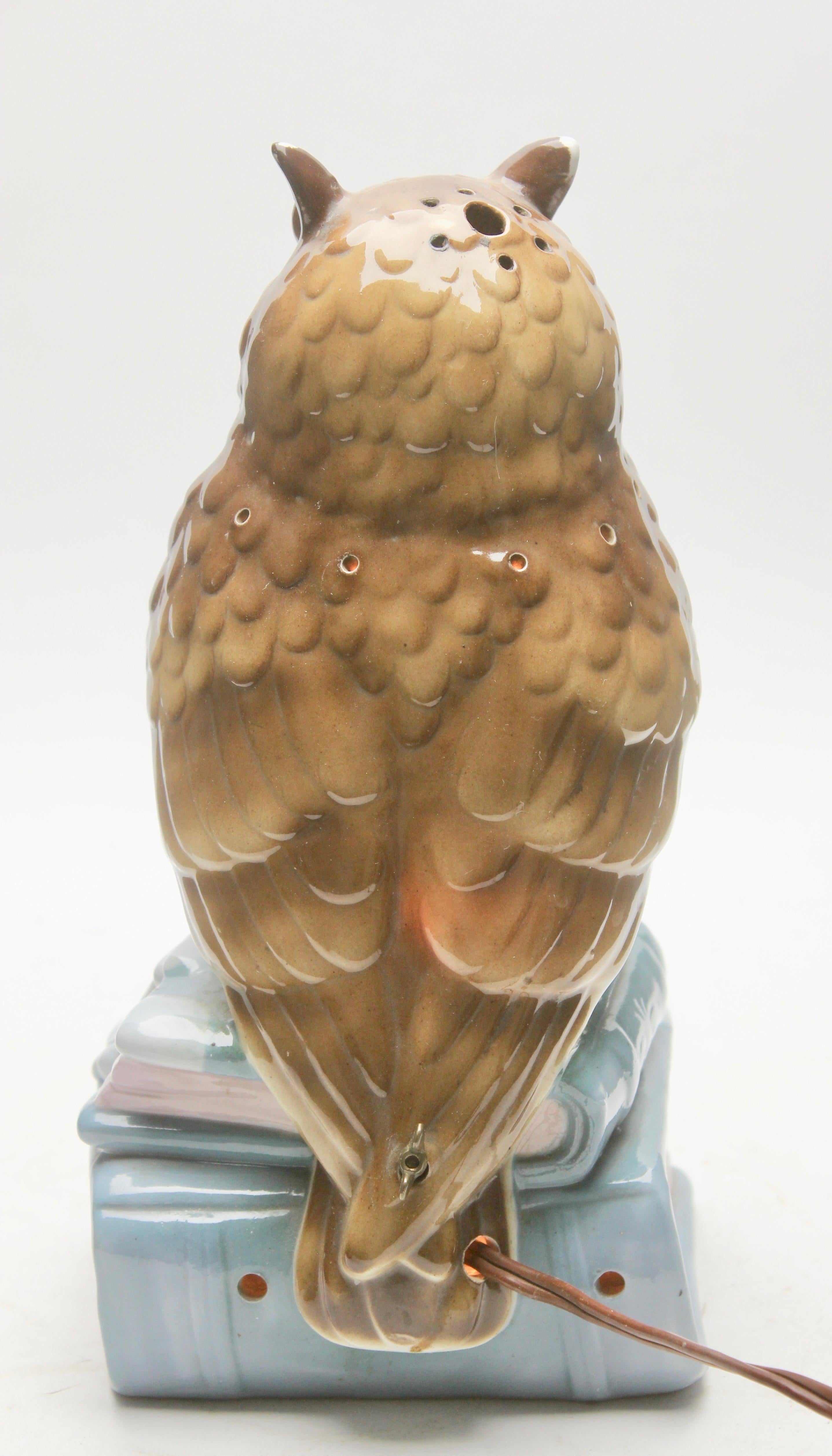 Figurine en porcelaine, lampe à aérosol ou lampe de bureau, hibou ou hibou d'aigle de 1930 en vente 1