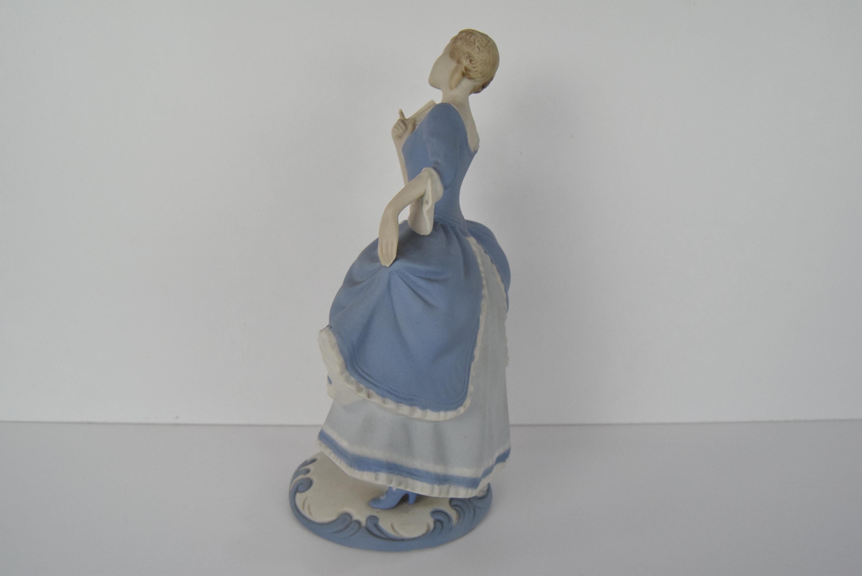 Porcelain Figurine Design Strobach, for Royal Dux, 1970's. For Sale 4