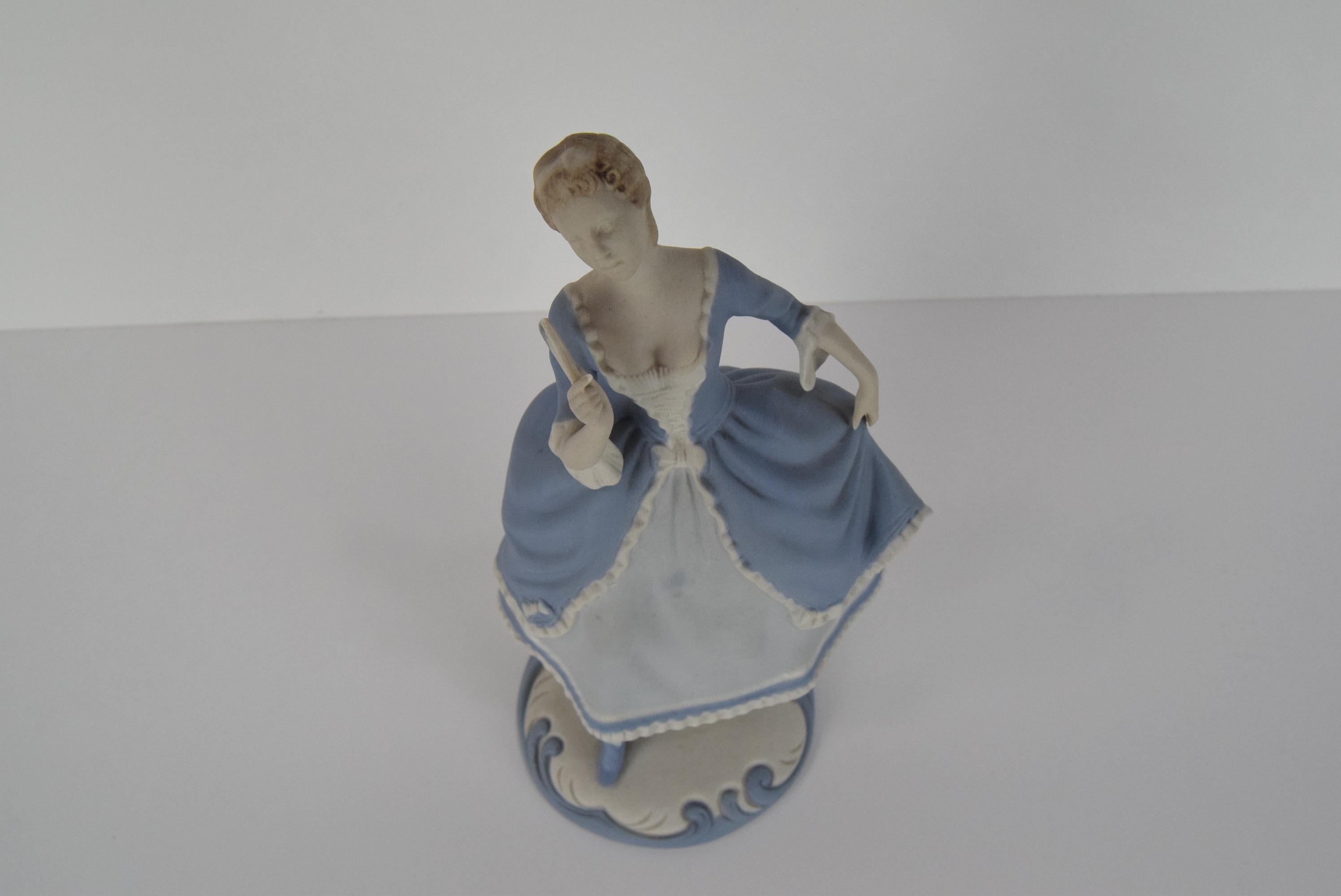 Porcelain Figurine Design Strobach, for Royal Dux, 1970's. For Sale 6