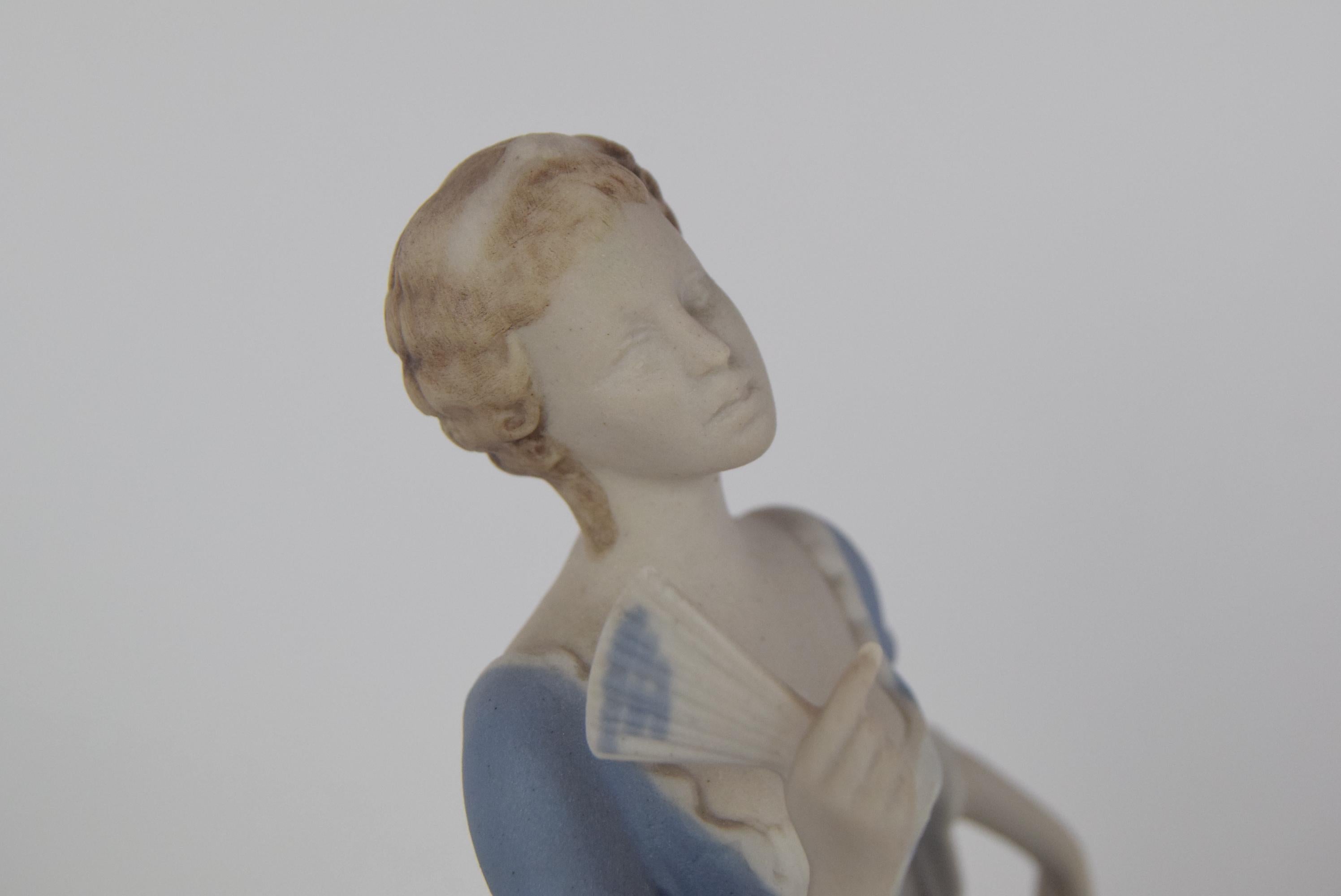 Design de figurines en porcelaine Strobach, pour Royal Dux, années 1970 en vente 10