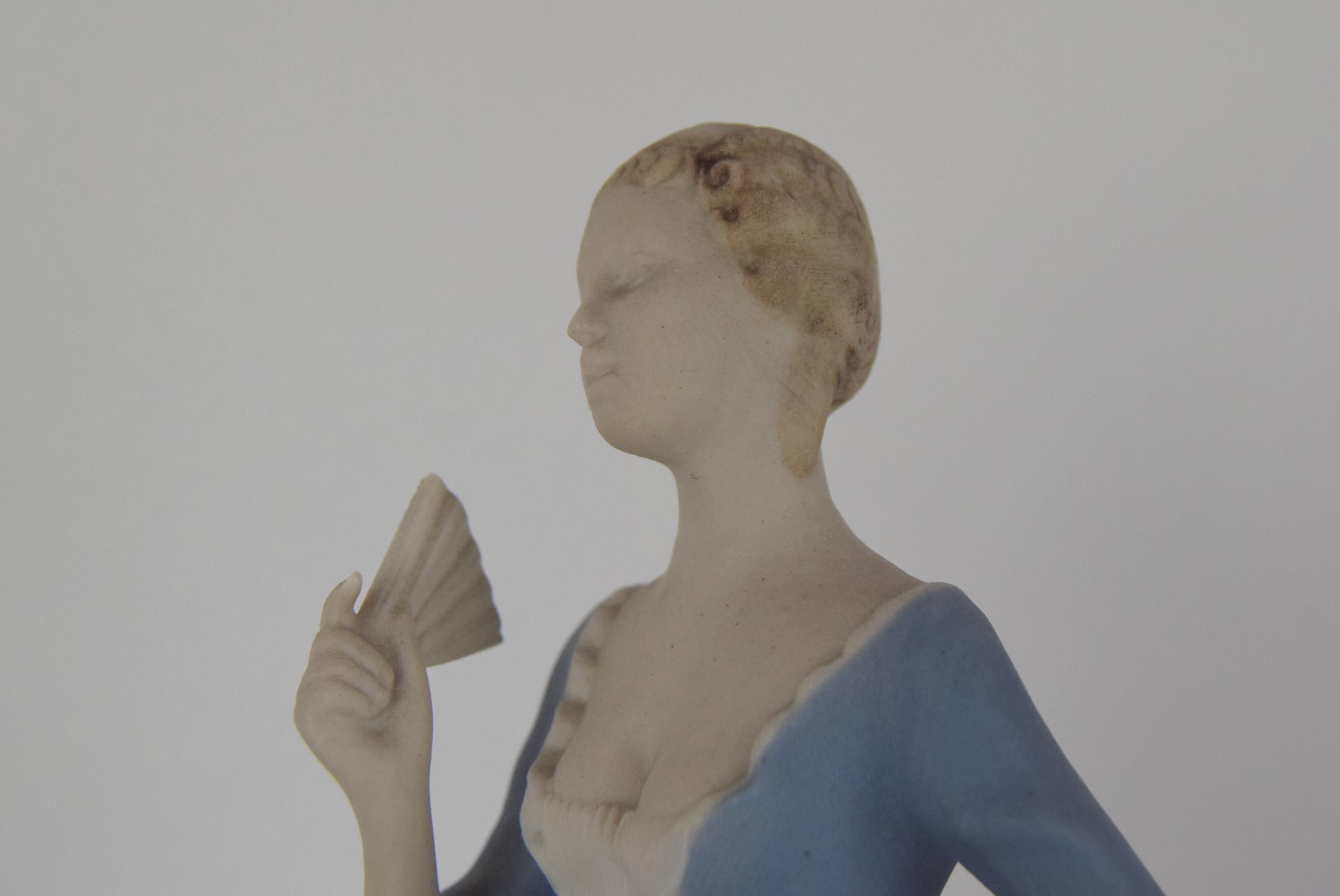 Figurina in porcellana Design Strobach, per Royal Dux, anni '70. in vendita 11