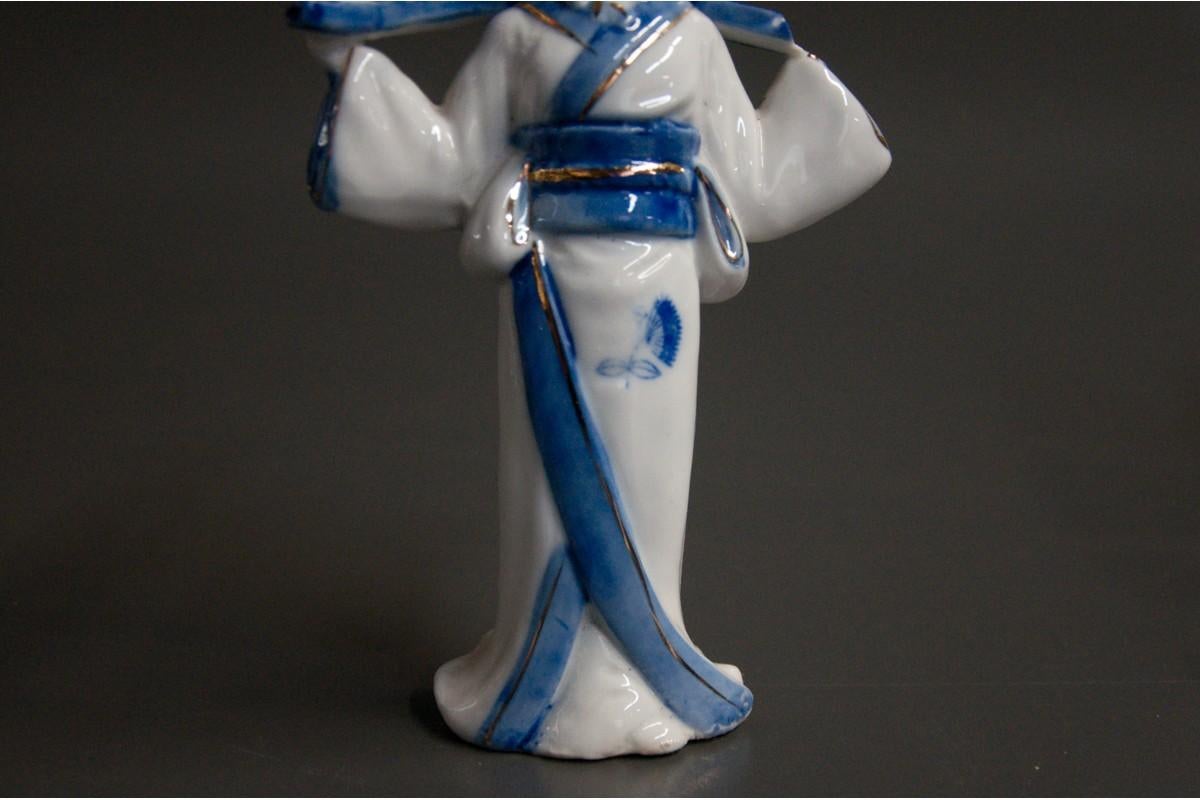 Porcelain Figurine In Good Condition For Sale In Chorzów, PL