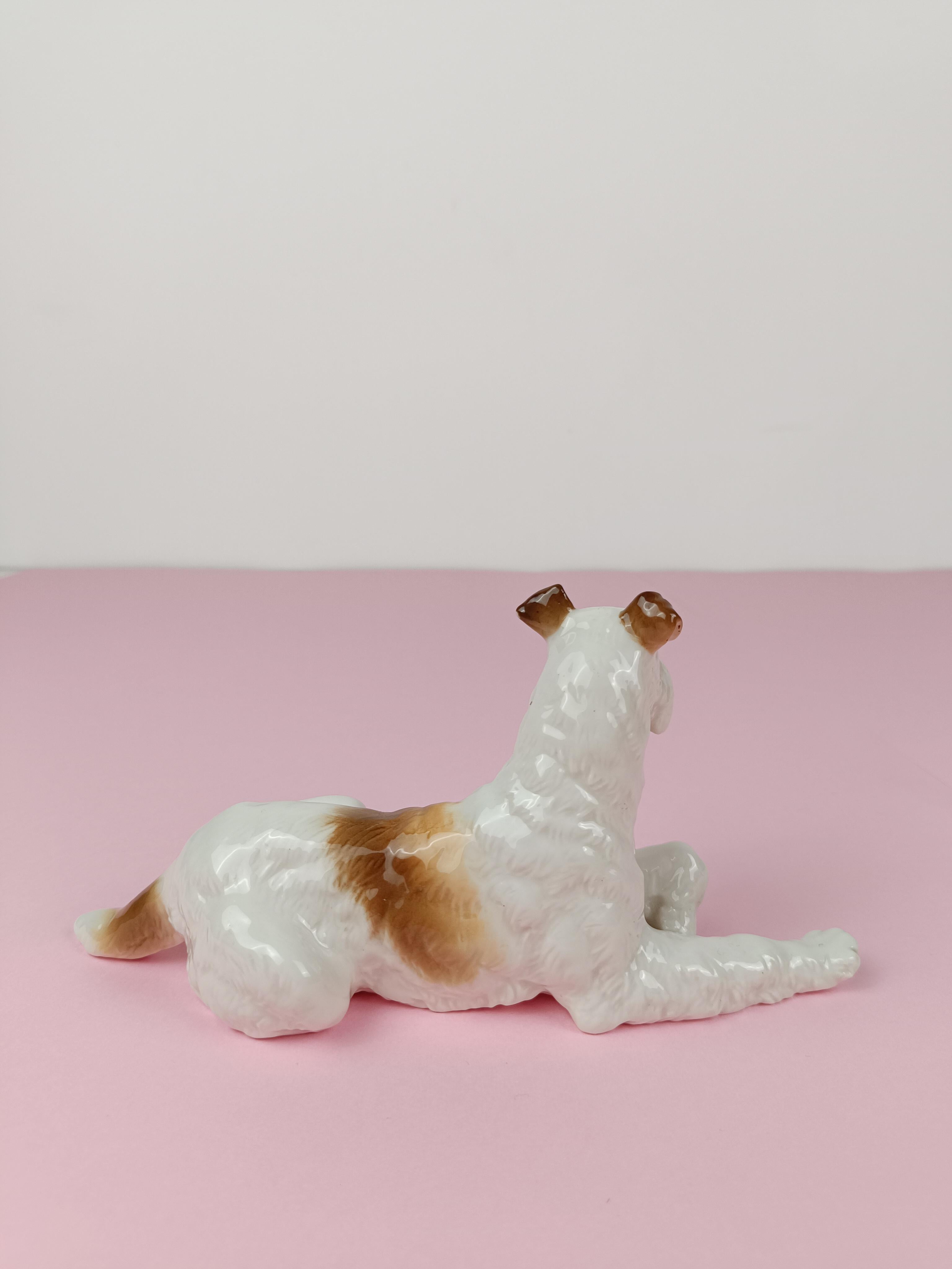 Statuetta in porcellana a forma di Wire Fox Terrier di Hutschenreuter Porcelain anni '50 in vendita 7
