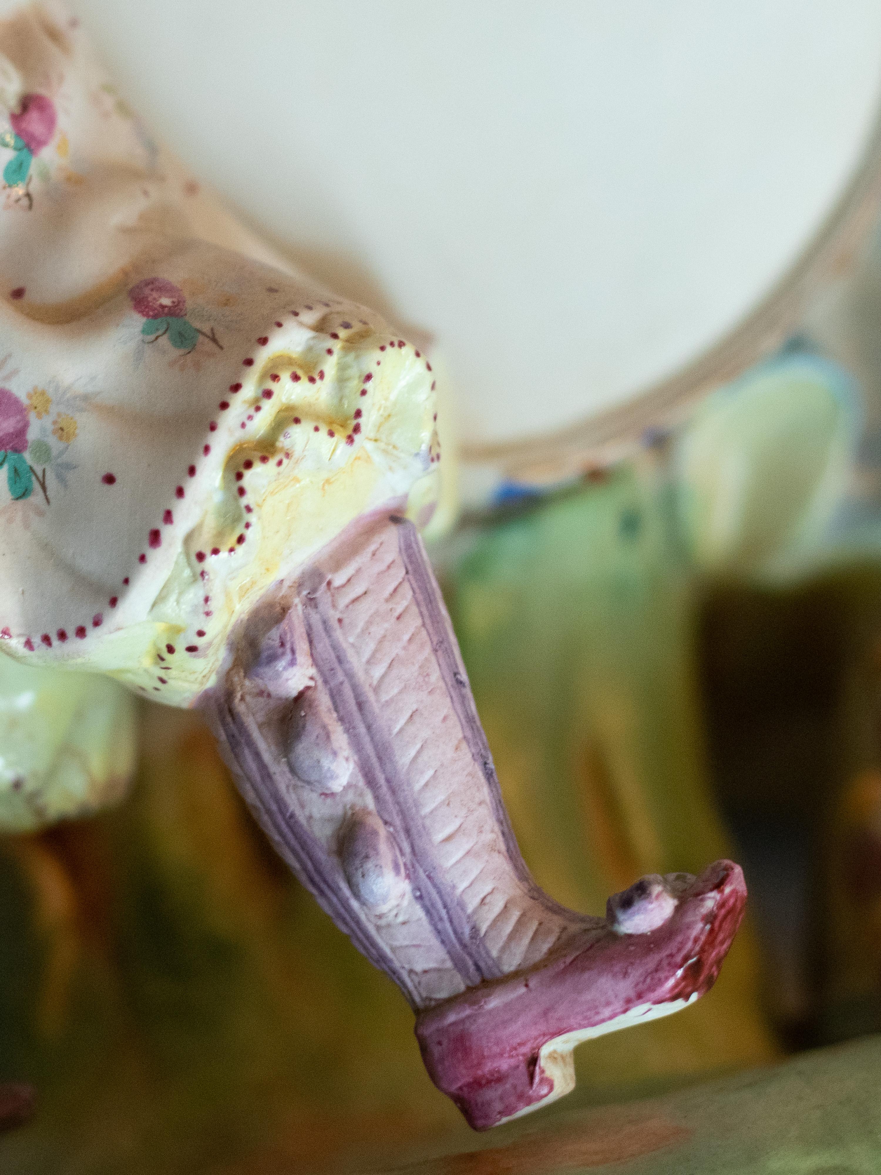 Figurilla de porcelana músicos de Meissen, Siglo XIX en venta 11