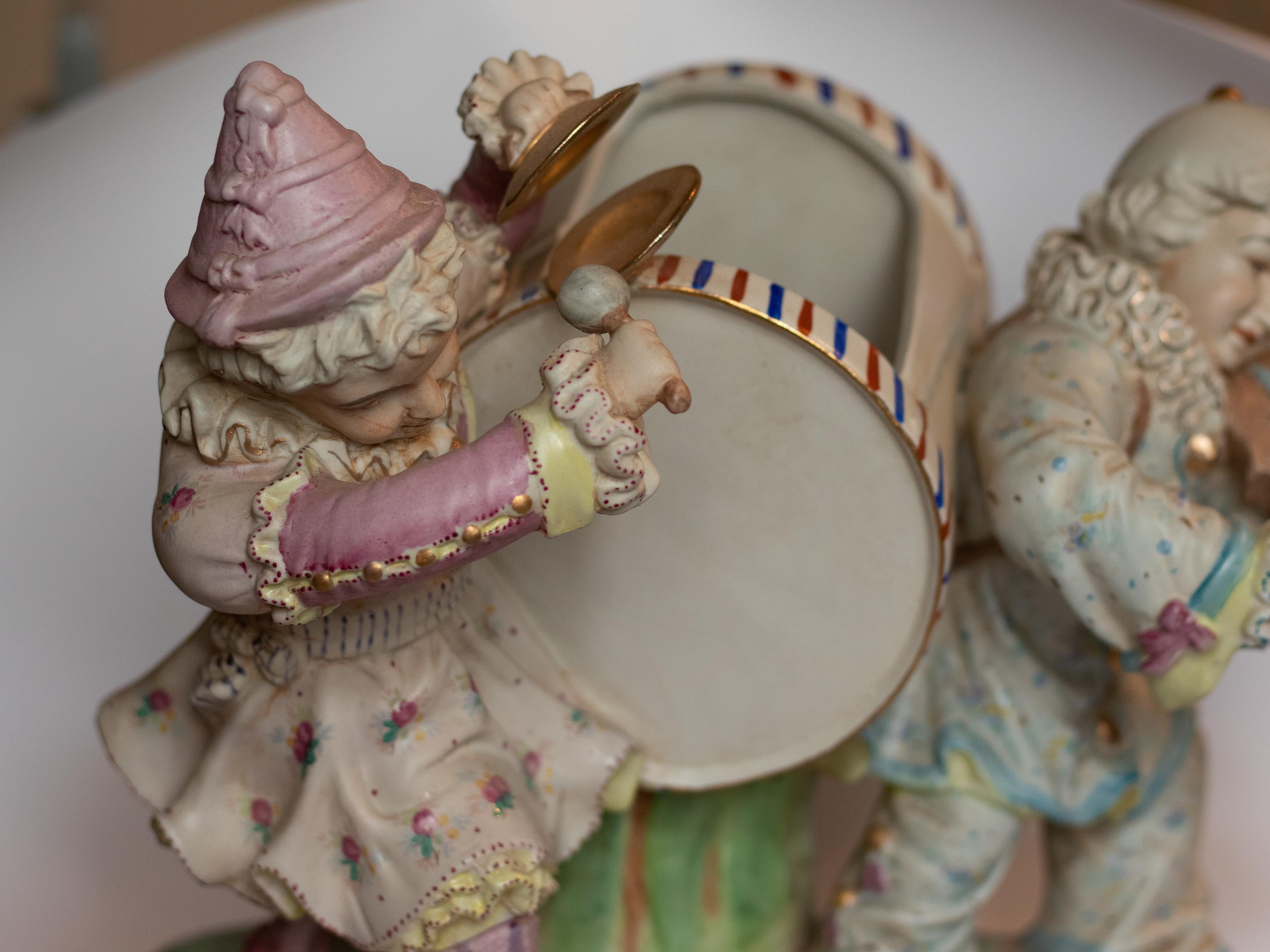 Figurilla de porcelana músicos de Meissen, Siglo XIX siglo XIX en venta