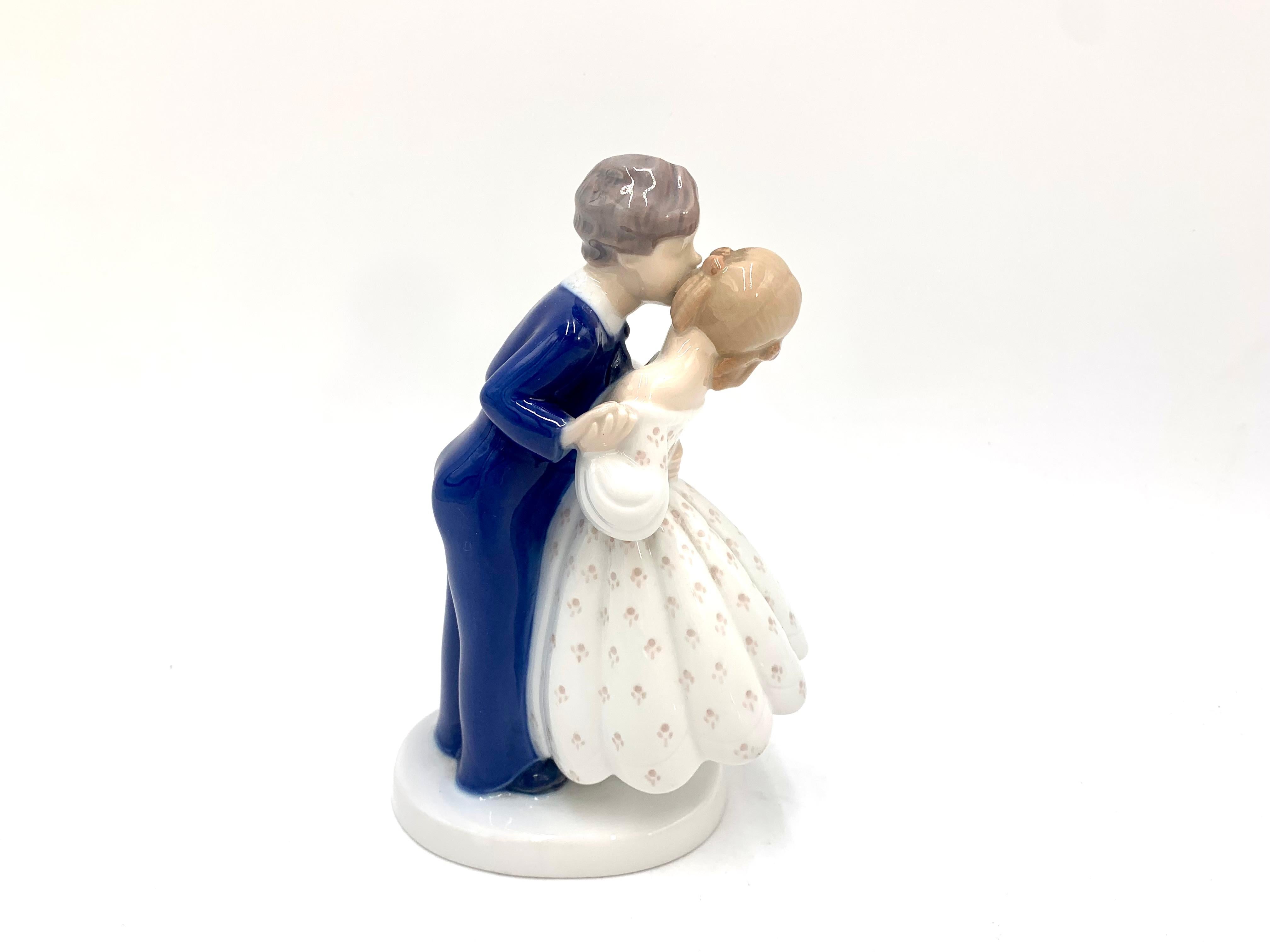 Danish Porcelain Figurine of a Couple, Bing & Grondahl, Denmark For Sale