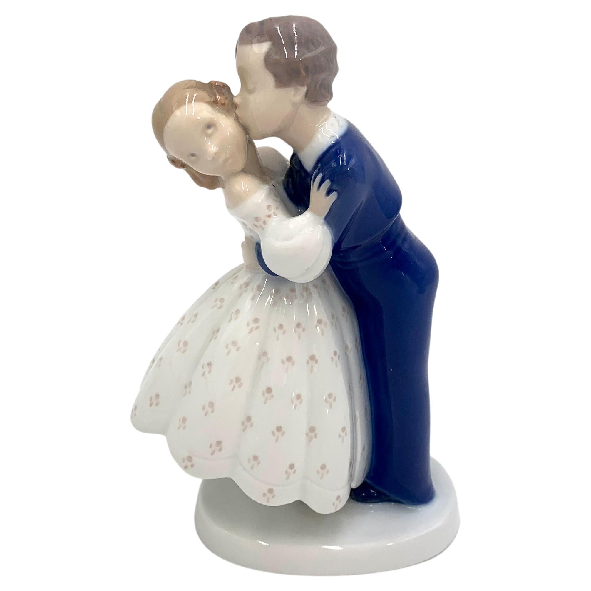 Porcelain Figurine of a Couple, Bing & Grondahl, Denmark For Sale