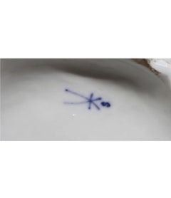 Porcelain Figurine of a Couple German, 19th Century