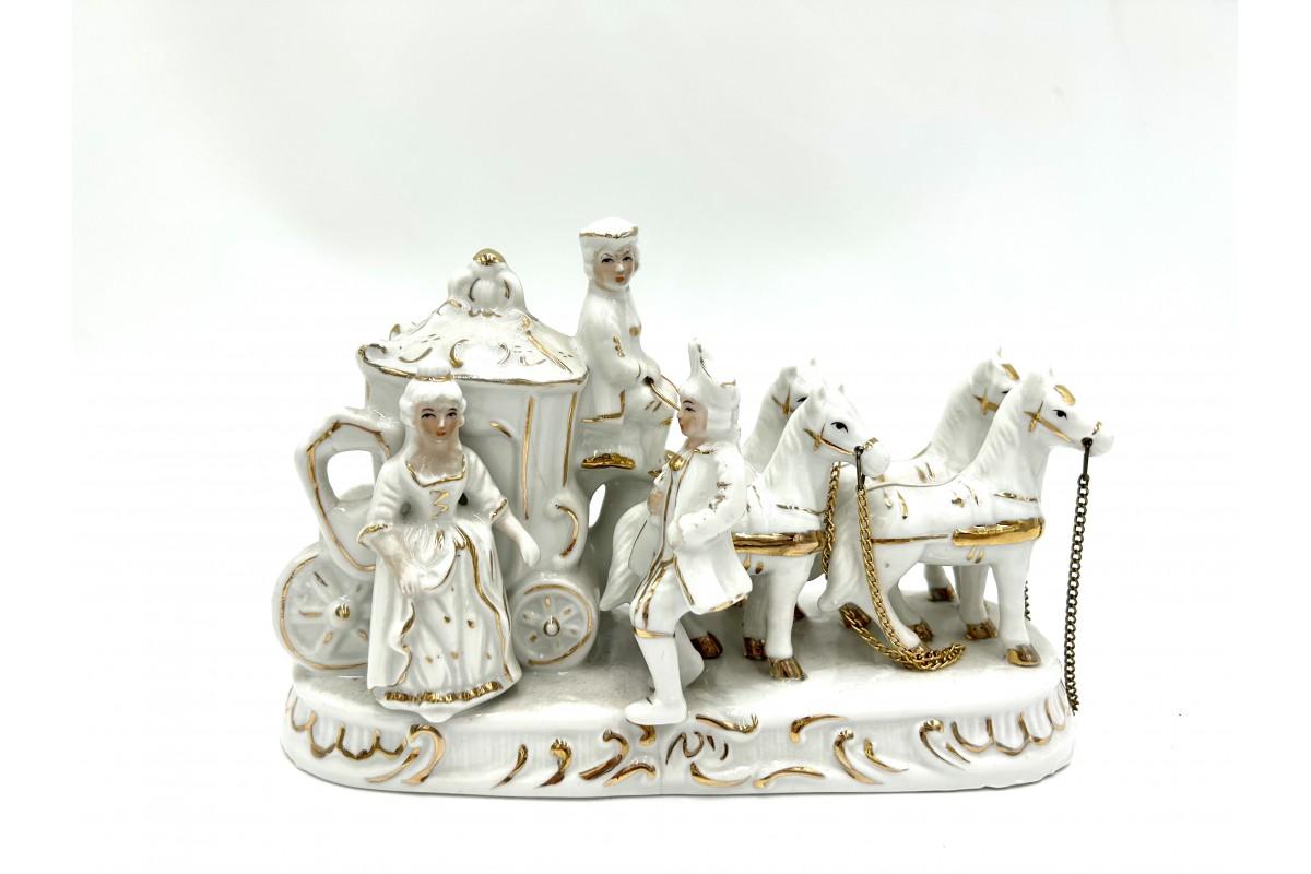 Sri Lankan Porcelain Figurine of a Horse Carriage