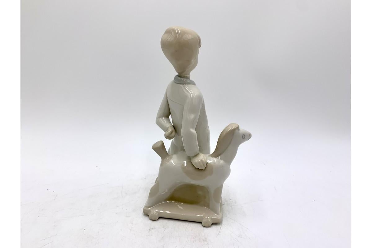 Espagnol Figurine d'un garçon, Lladro, Espagne, 1970 en vente
