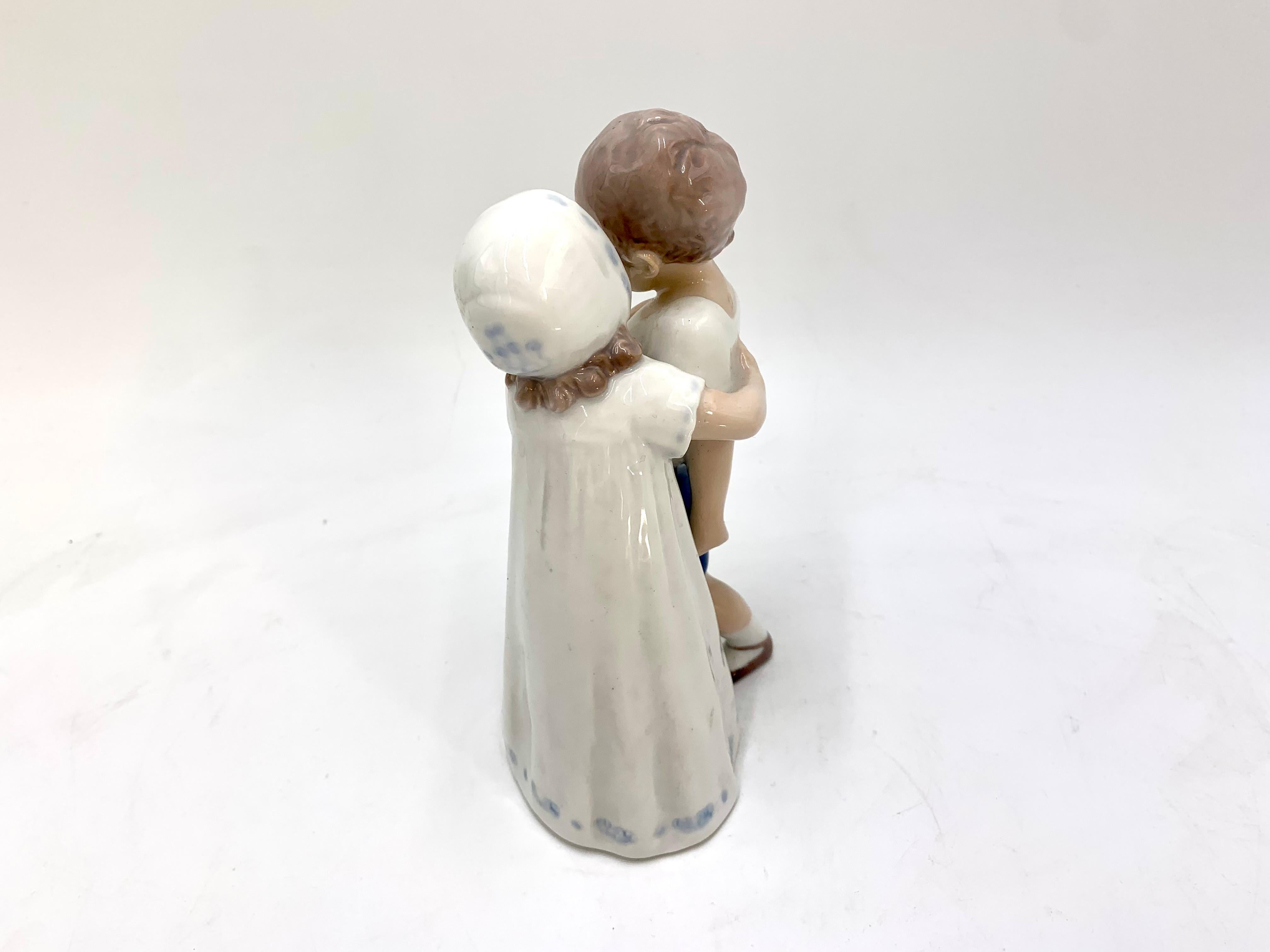 Late 20th Century Porcelain Figurine of a Pair of Children, Bing & Grondahl, Denmark, 1970-83 For Sale