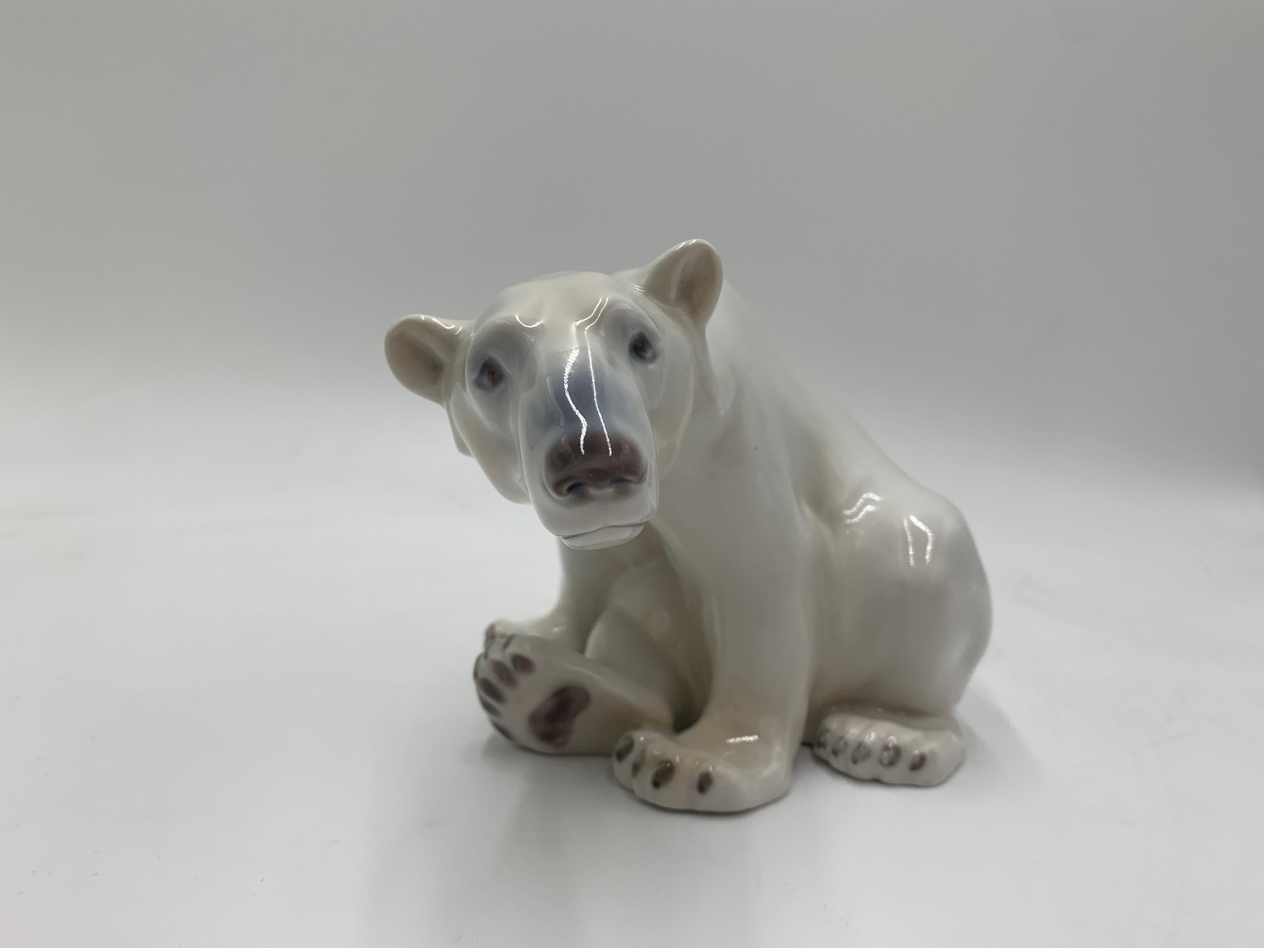 Porcelain figurine of a polar bear, Bing & Grondahl, Denmark, 1970s 2