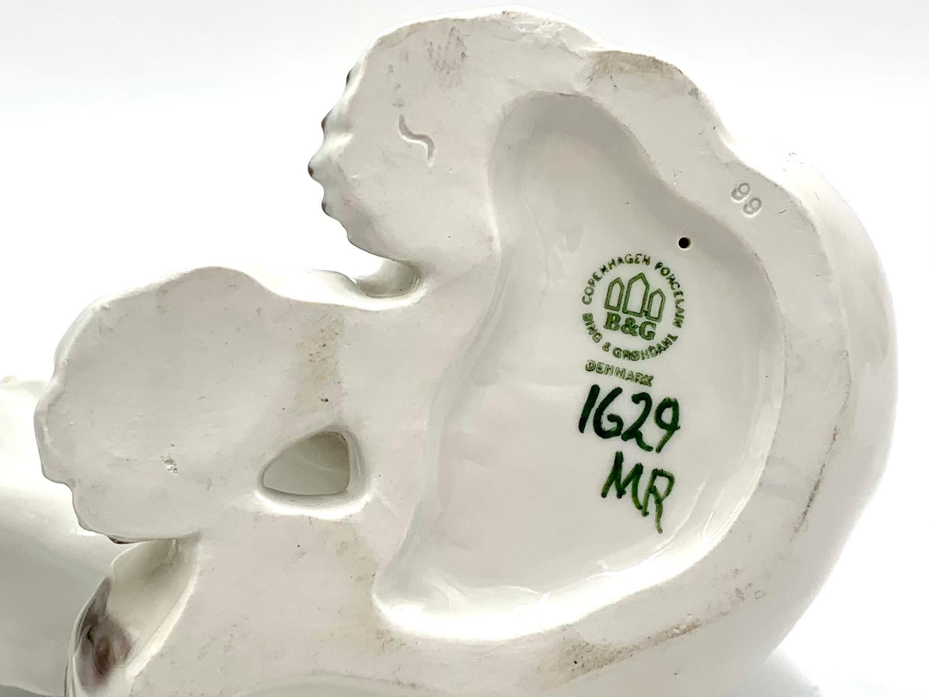 Porcelain figurine of a polar bear, Bing & Grondahl, Denmark, 1970s 3