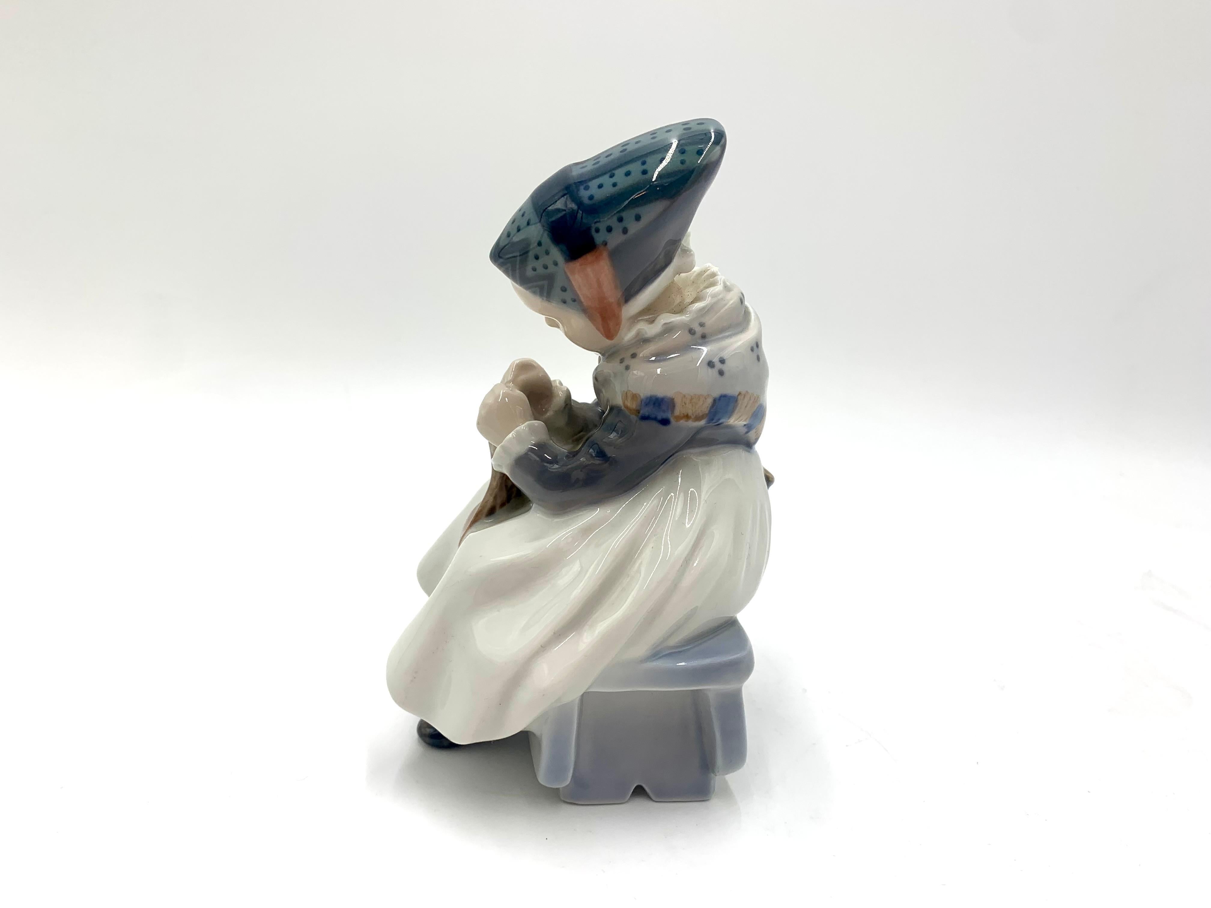 Mid-Century Modern Porcelain Figurine of a Sewing Woman, Royal Copenhagen, Denmark For Sale