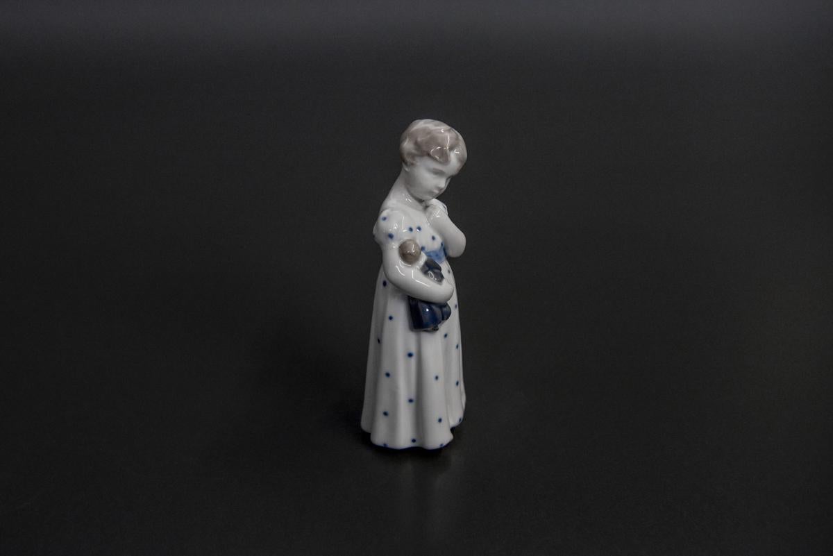 Porcelain figurine of the Danish Royal Copenhagen manufactory, perfect condition.
