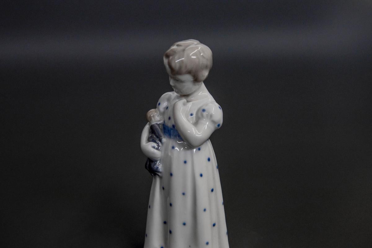 Porcelain Figurine Royal Copenhagen In Excellent Condition In Chorzów, PL