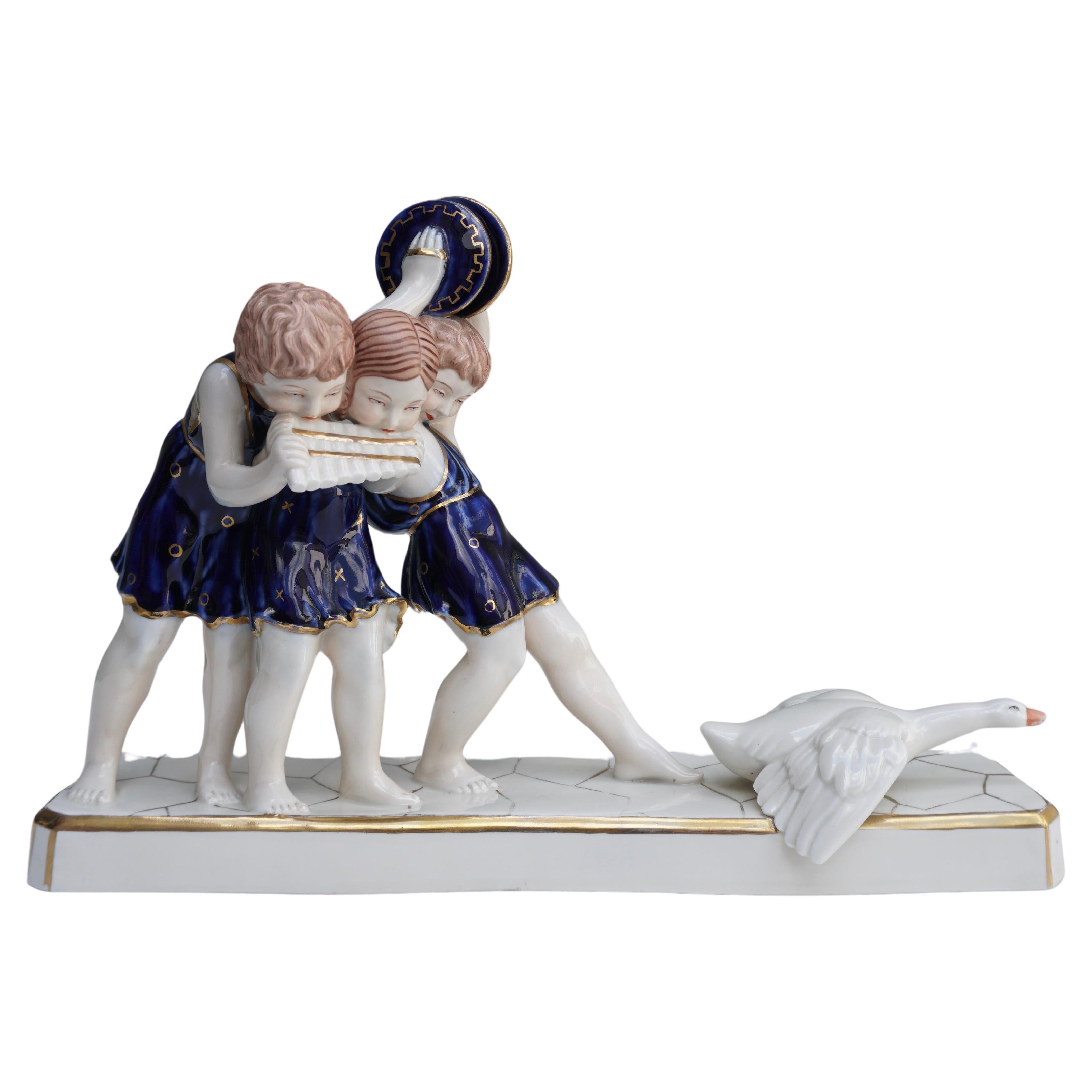 Figurine en porcelaine, Royal Dux en vente