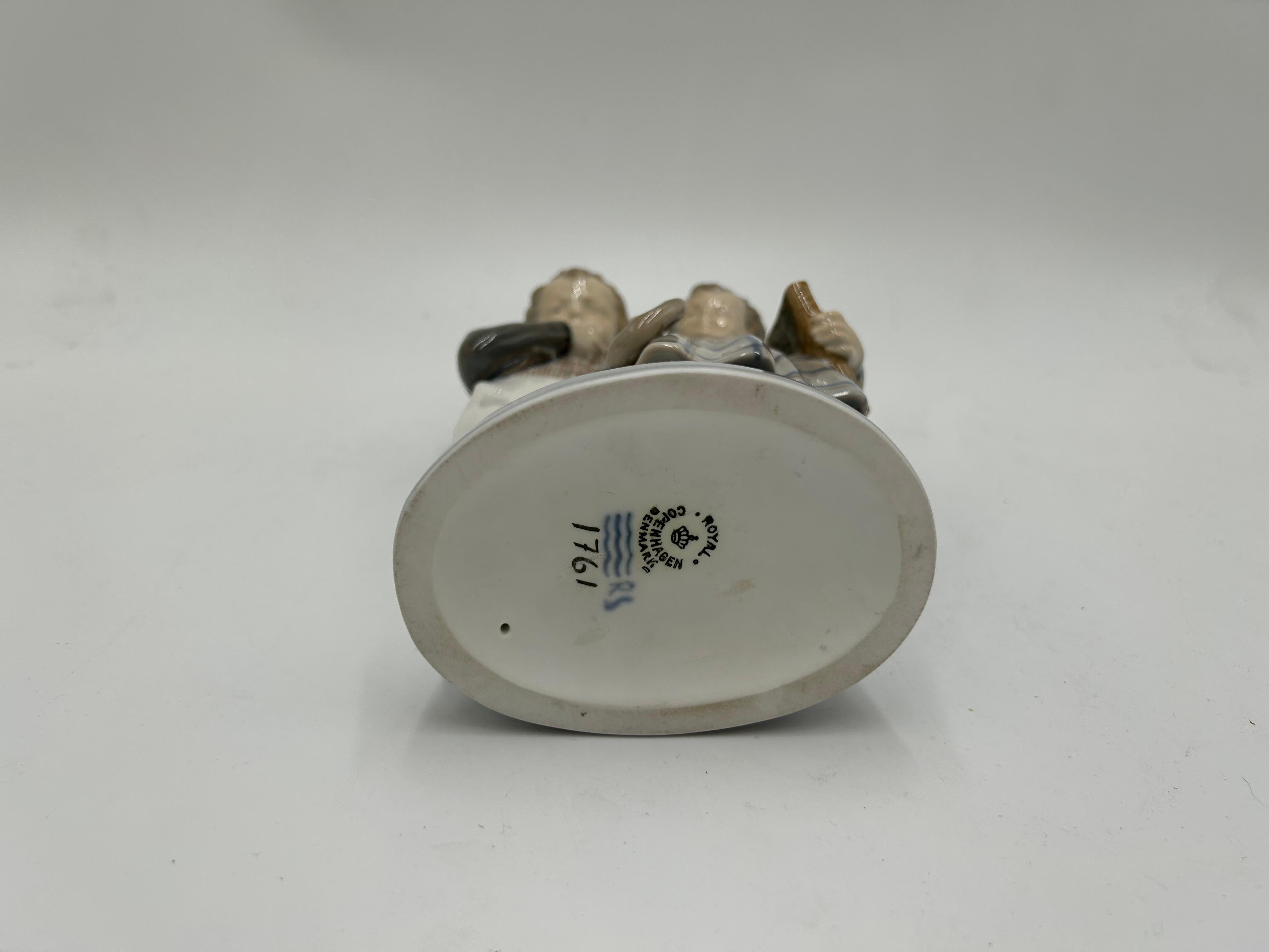 Figurita de porcelana 
