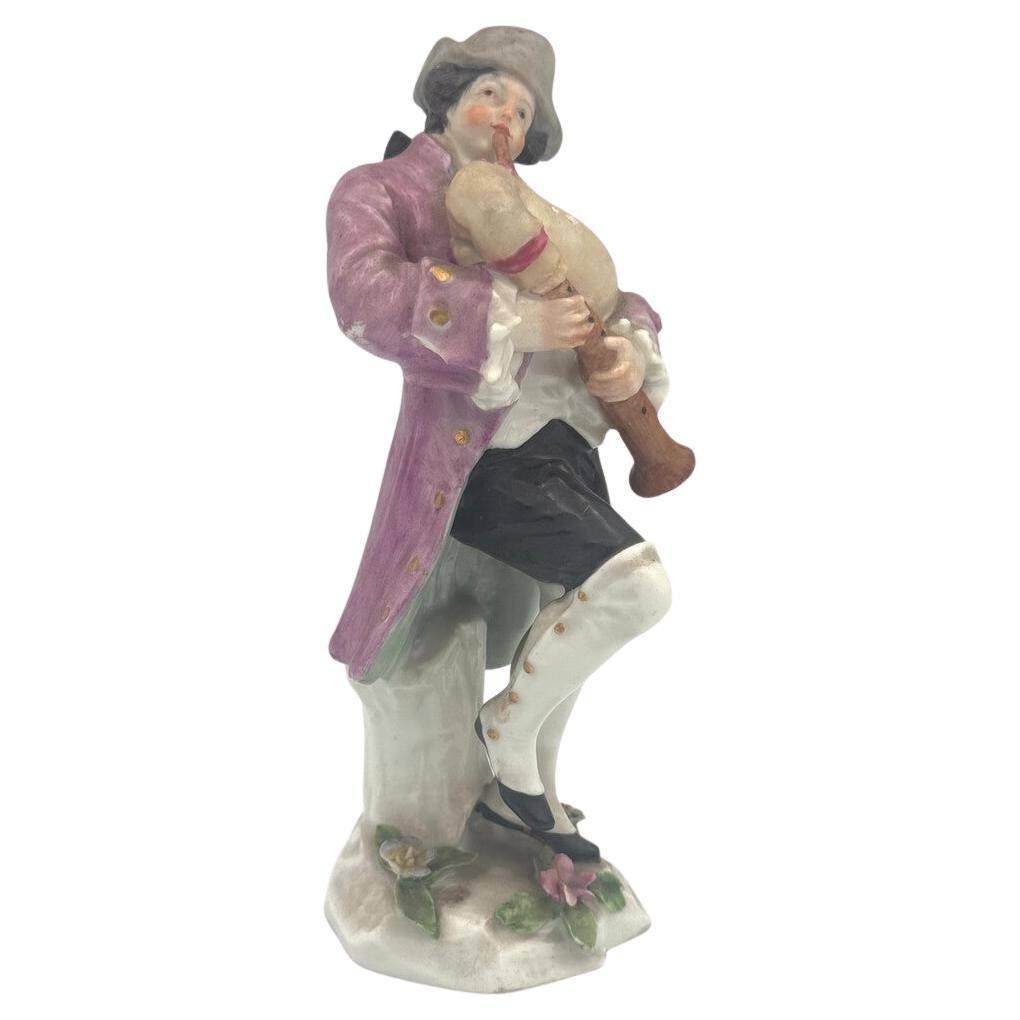 Figurita de porcelana XIXe en venta