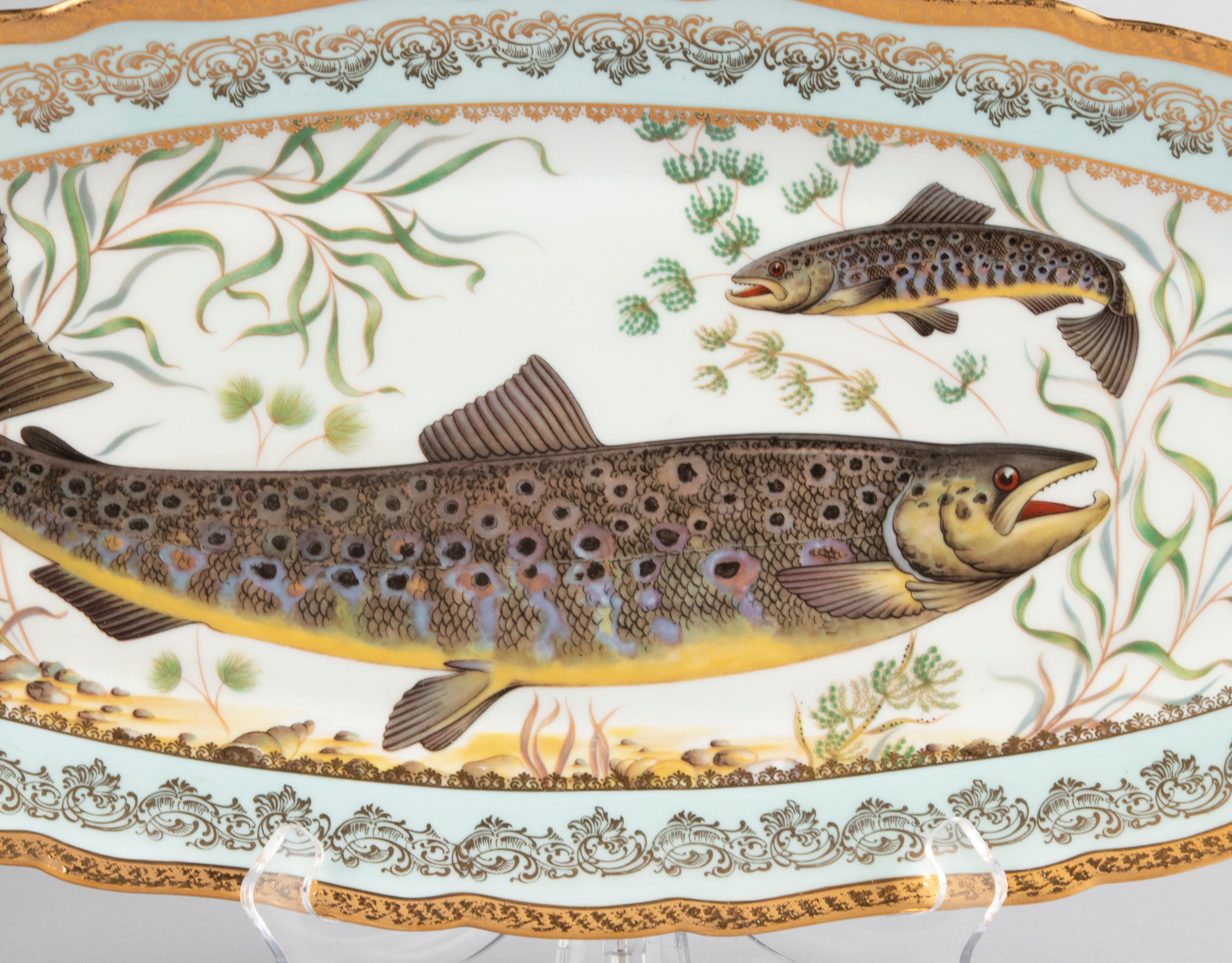 Porcelain Fish Service by Limoges Chadelaud with Gilt Encrusted Rims 7