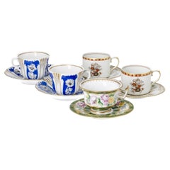 Porcelana - Cinco tazas de té con platillos - Vista Alegre