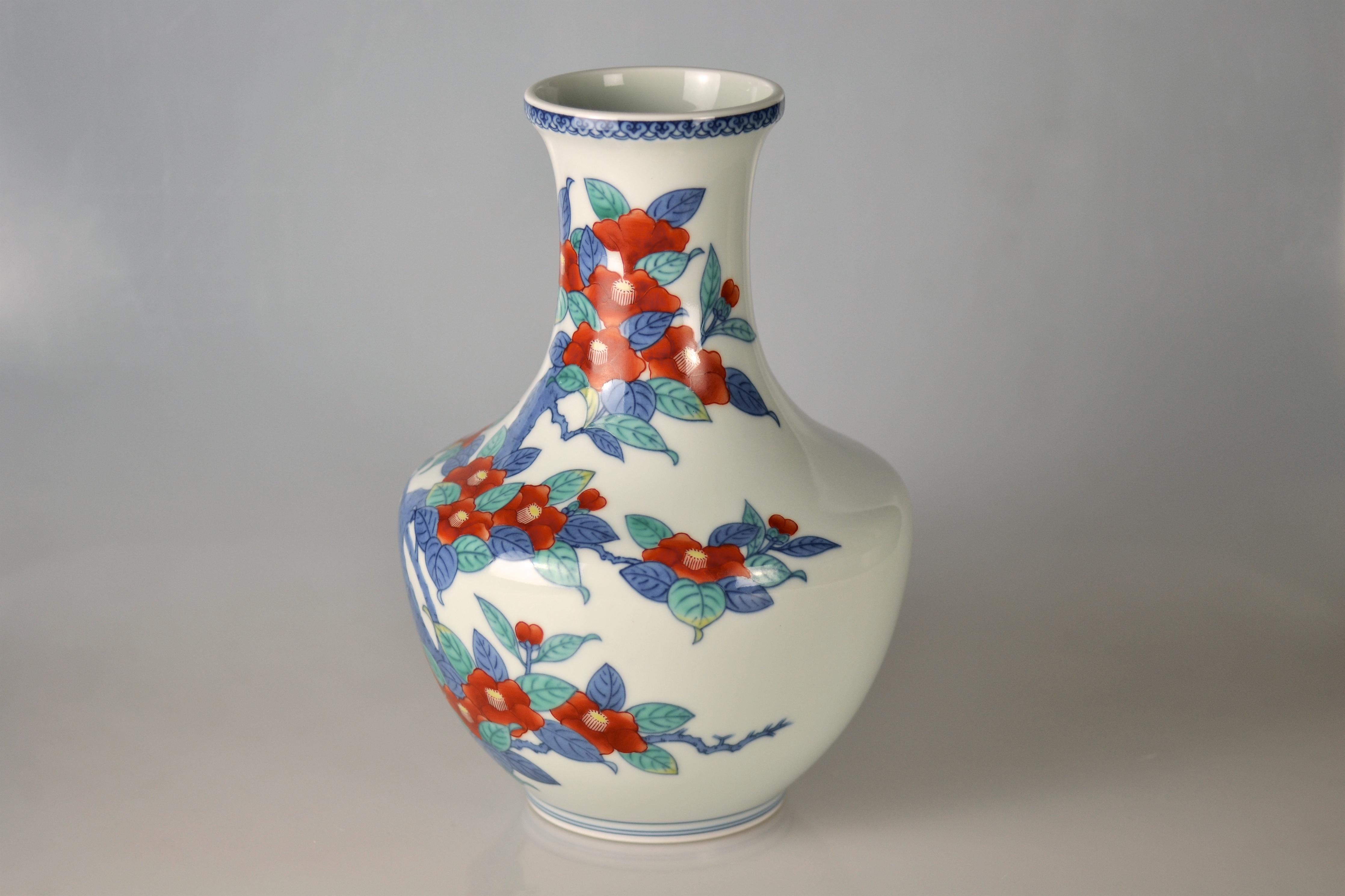 Showa Porcelain Flower Vase by Living National Treasure Imaizumi Imaemon XIII For Sale