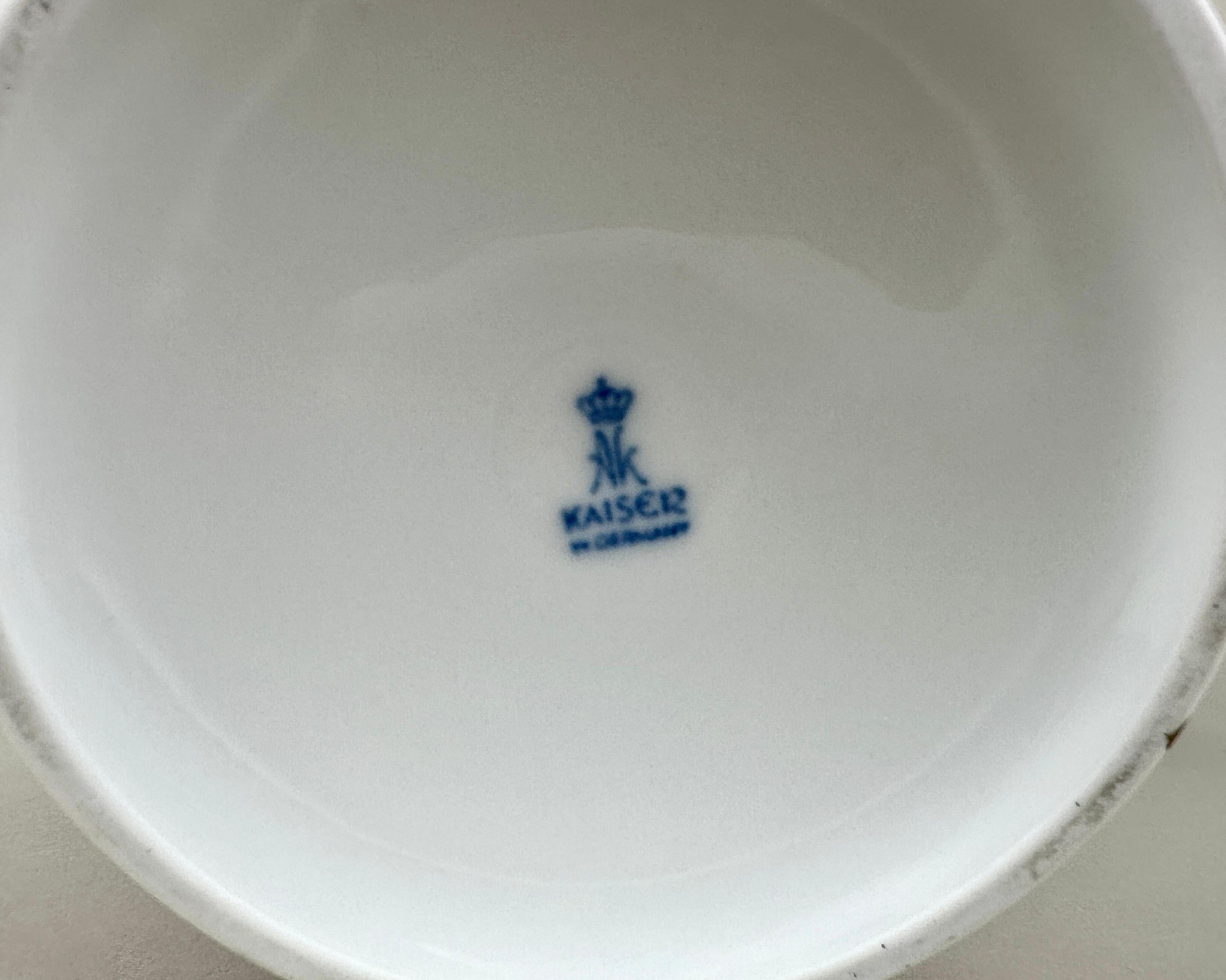 Vaso per zenzero in porcellana con coperchio Kaiser, Germania 1979-1990 in vendita 3