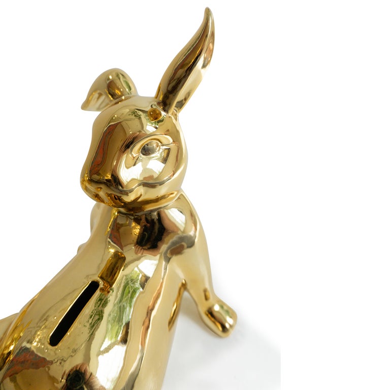 Porcelain Gold Bunny Belly Money Bank In Excellent Condition For Sale In Greenwich, CT