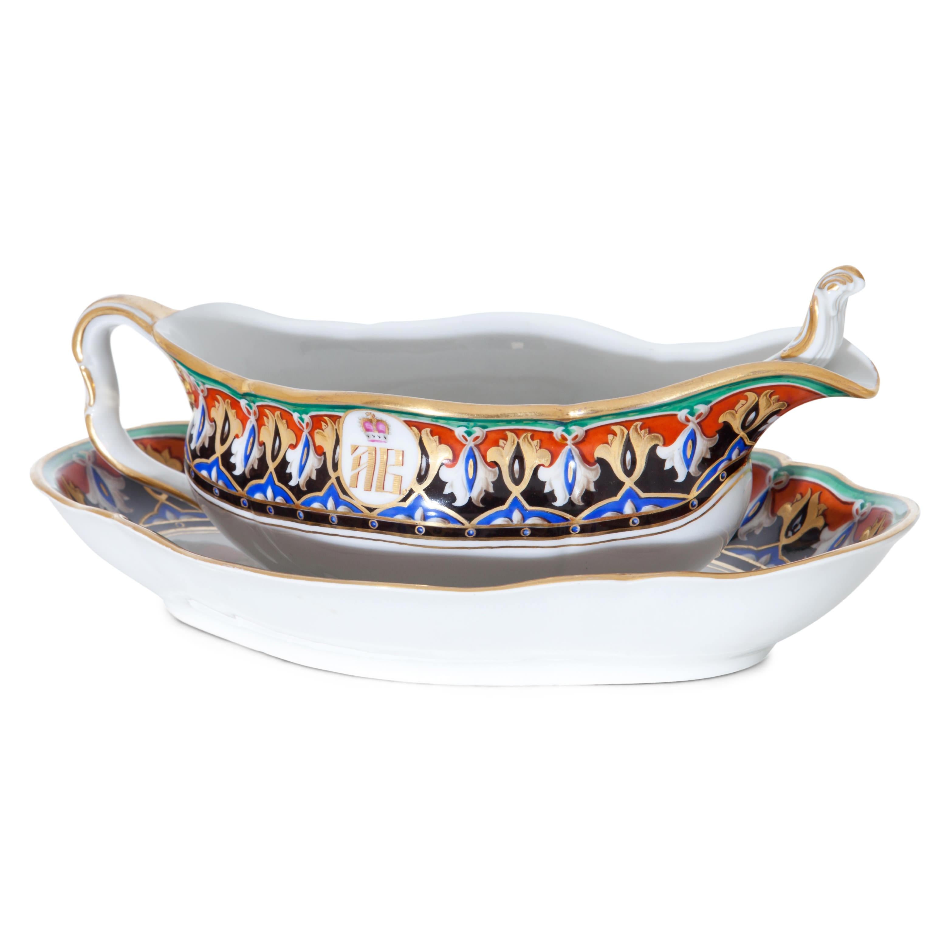 Porcelain gravy boat with a spoon by KPM (1849-1870) with old Slavic monogram WA, possibly for a prince Wolkonsky. Marked on the bottom.
Dimensions gravy boat: 9 x 26.5 x 19 cm
Dimensions spoon: 3.5 x 19.5 x 5 cm.