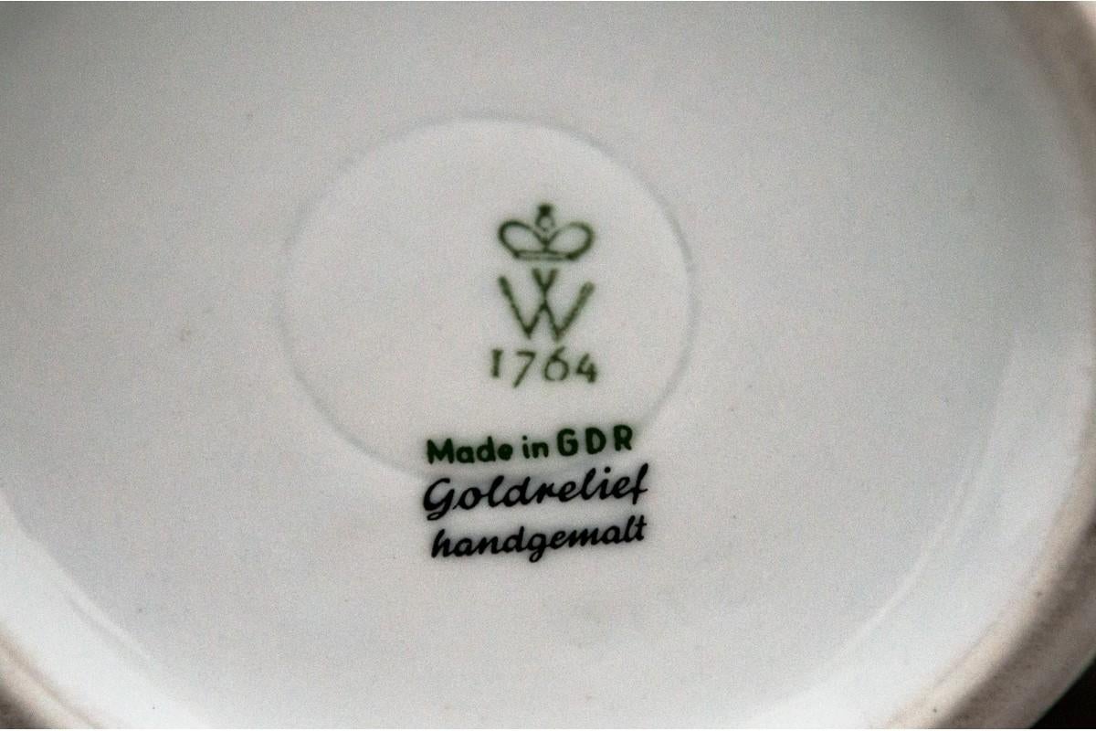 Grüne Vase aus Porzellan von Wallendorf, Deutschland (Handbemalt) im Angebot