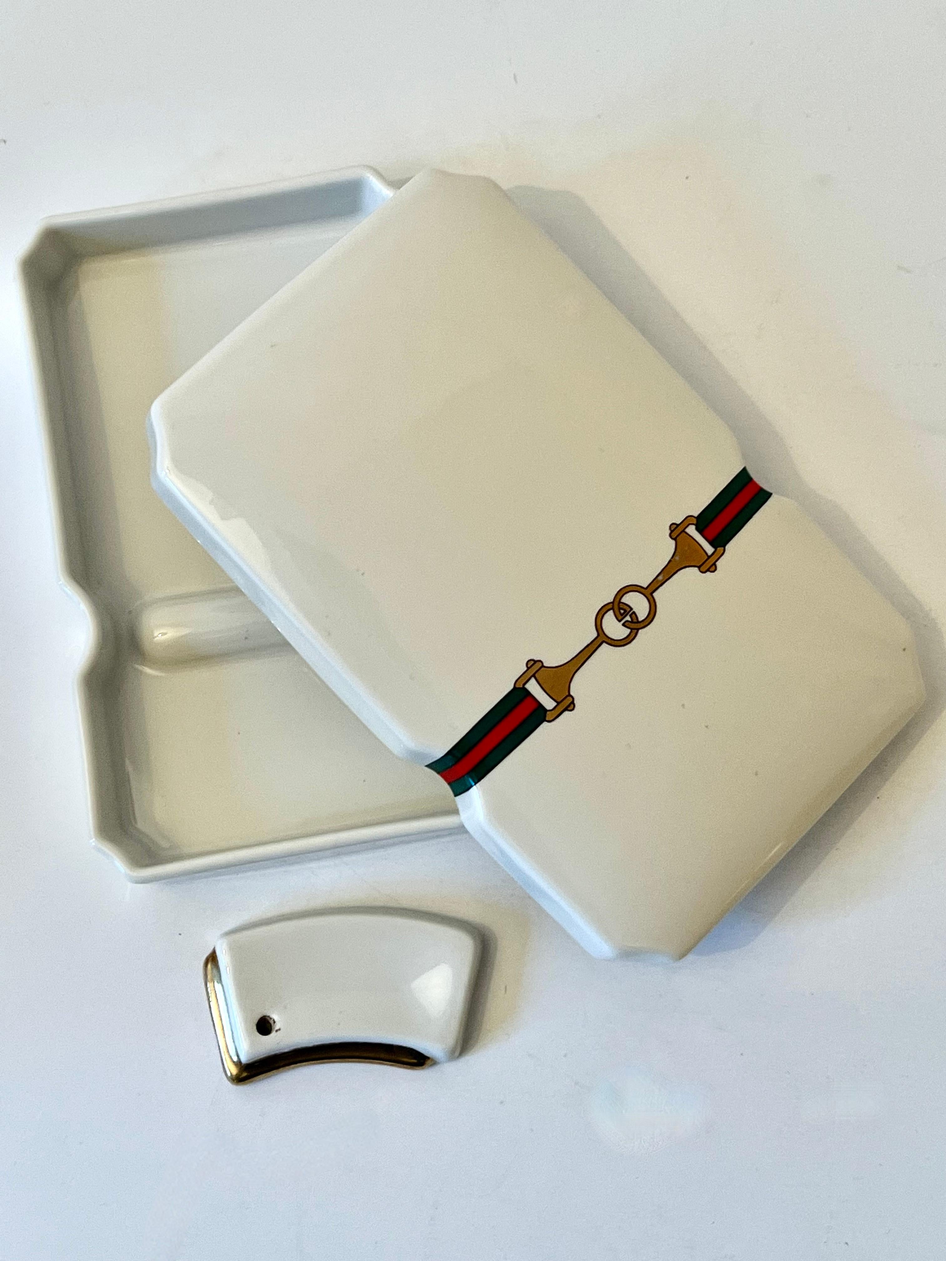 Caja de Porcelana Gucci con Tapa y Porta Incienso 420 siglo XX en venta
